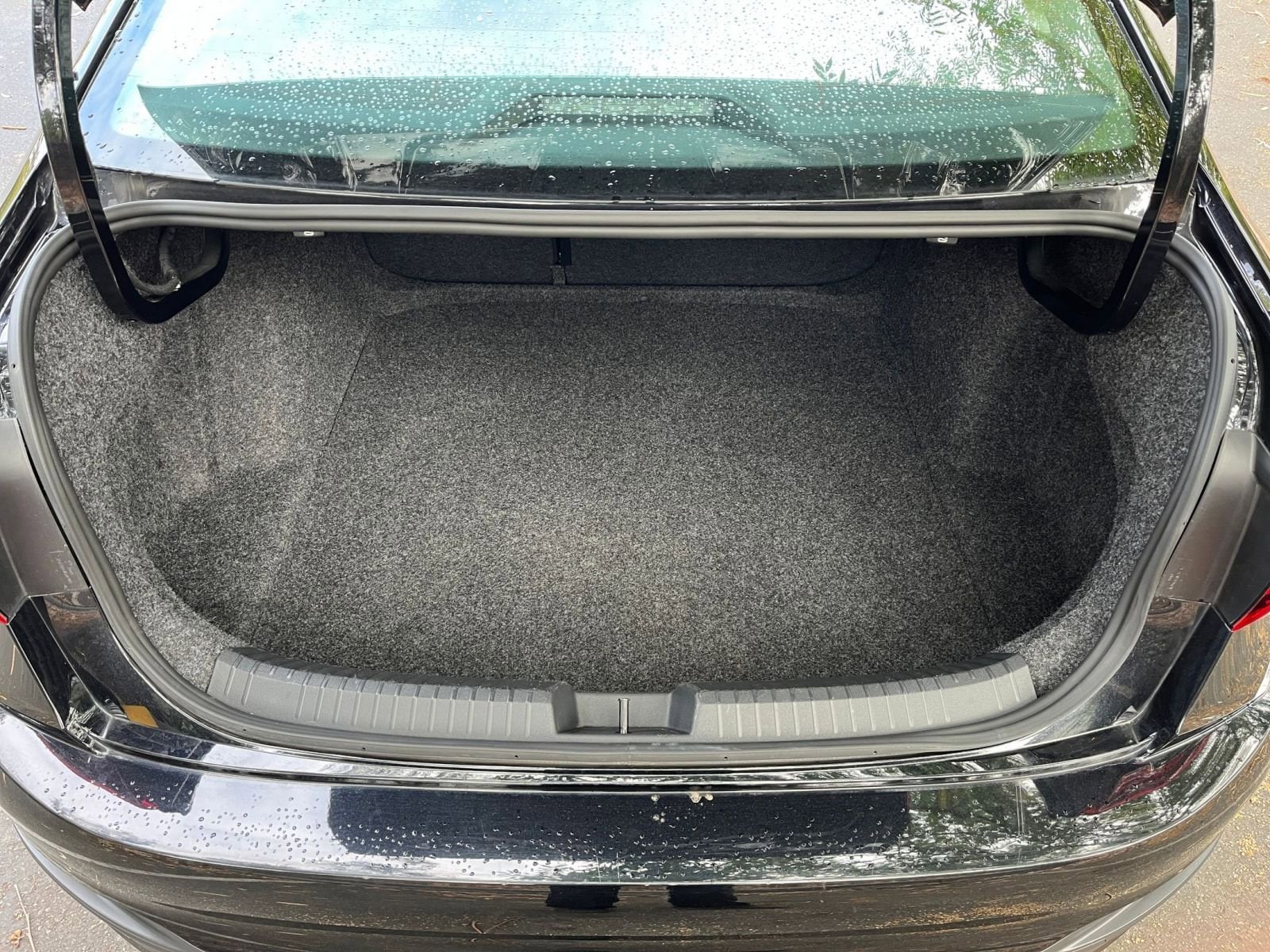 Thumbnail: 2025 Volkswagen Jetta - 30