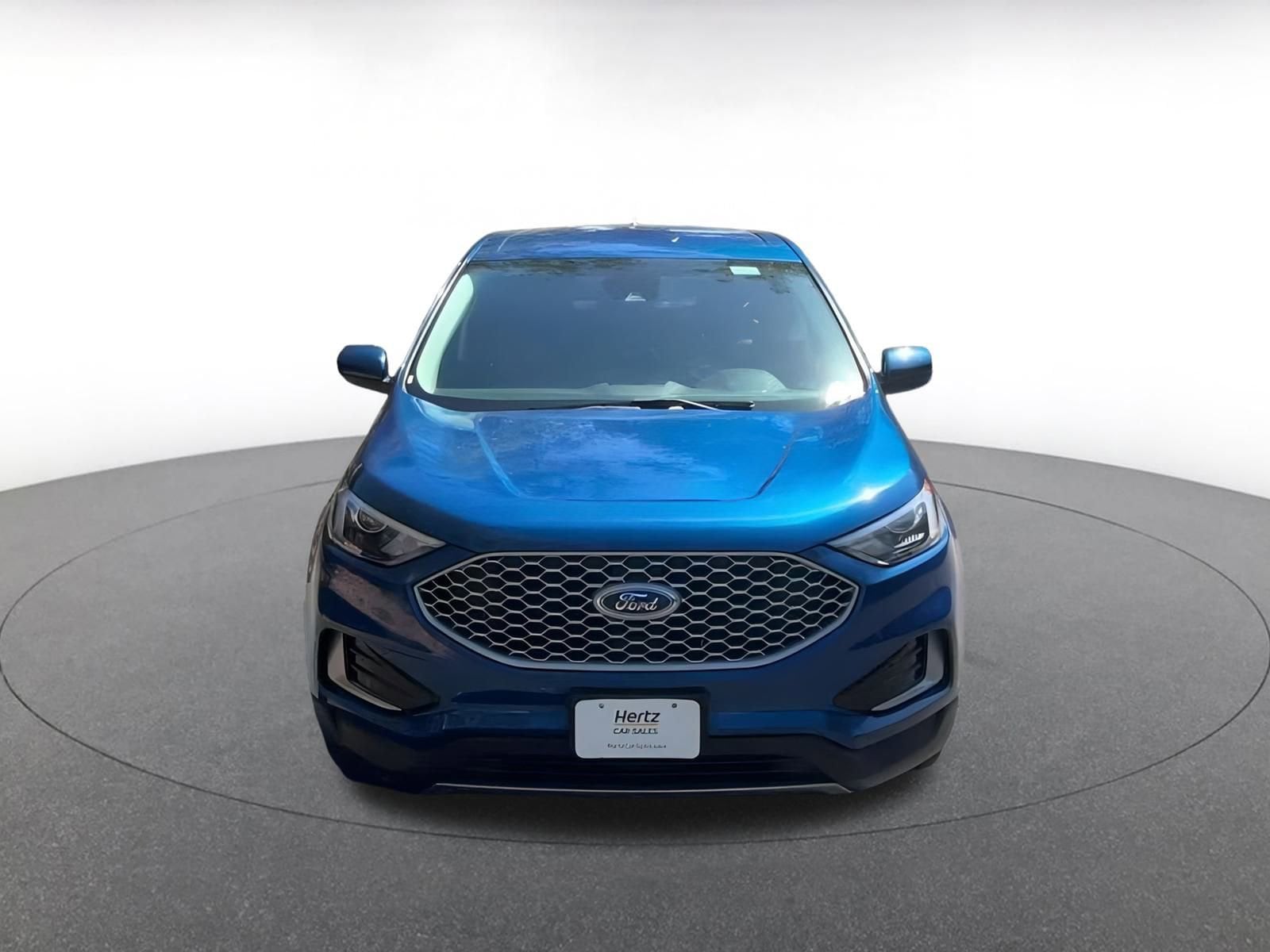 Thumbnail: 2023 Ford Edge - 4