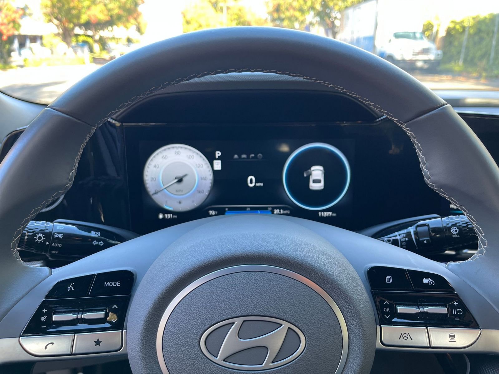 Thumbnail: 2025 Hyundai Elantra - 25