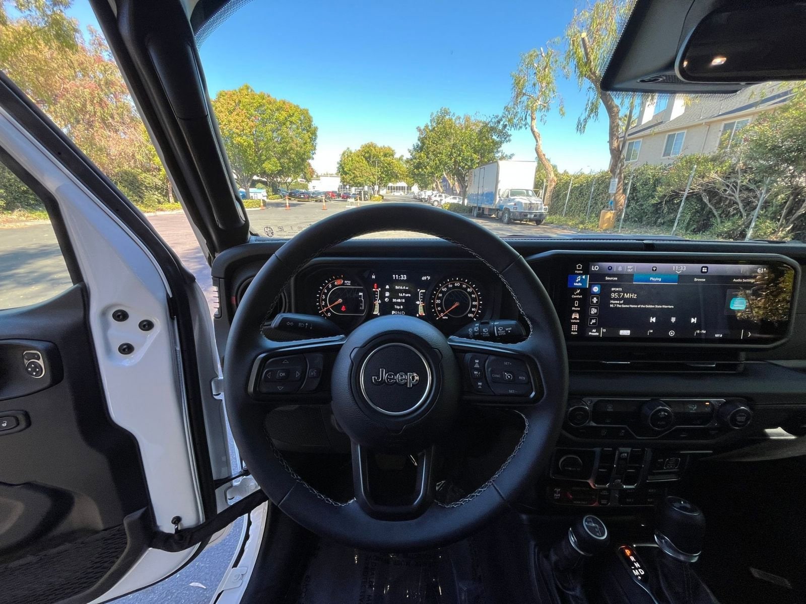 Thumbnail: 2025 Jeep Wrangler - 33