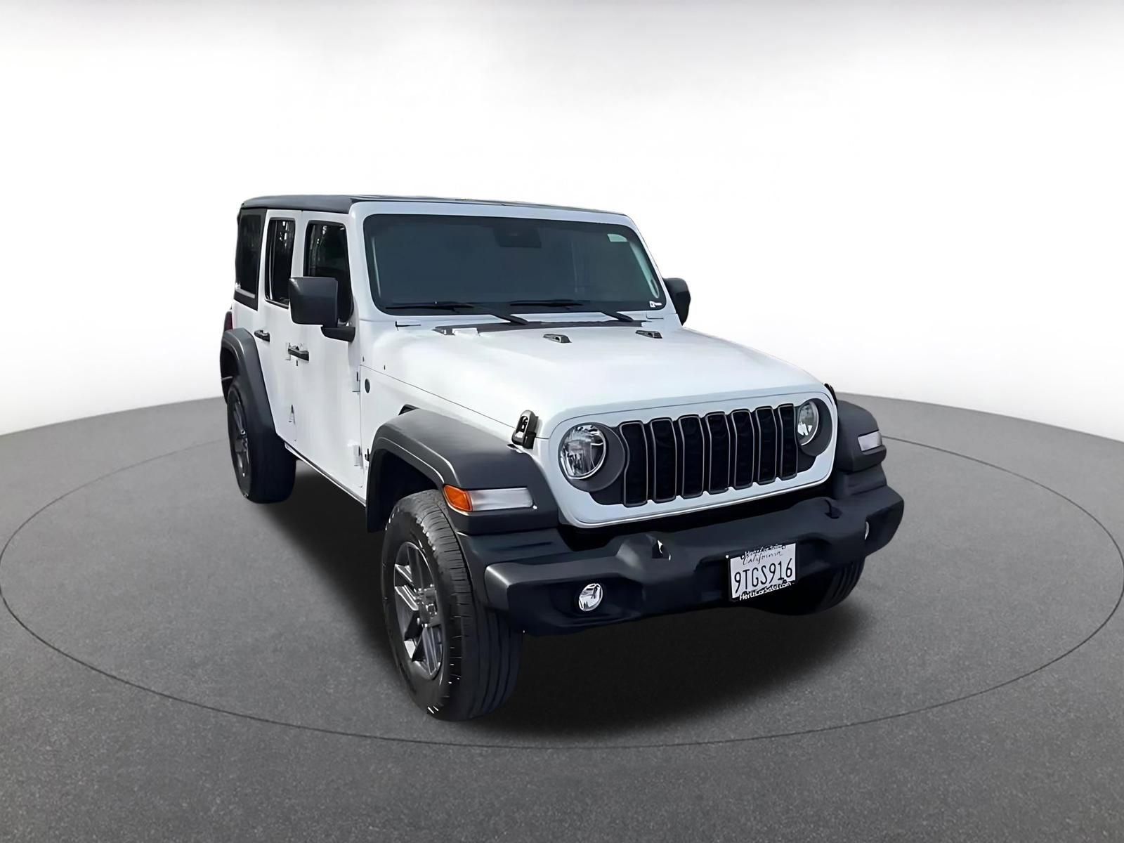 Thumbnail: 2025 Jeep Wrangler - 3