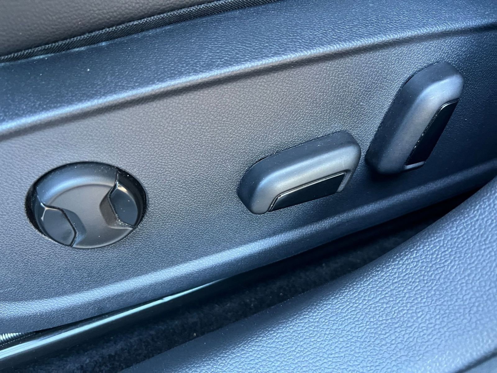 Thumbnail: 2025 Volkswagen Jetta - 23