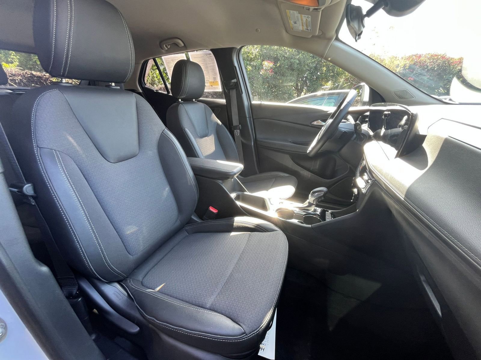 Thumbnail: 2025 Buick Encore GX - 16
