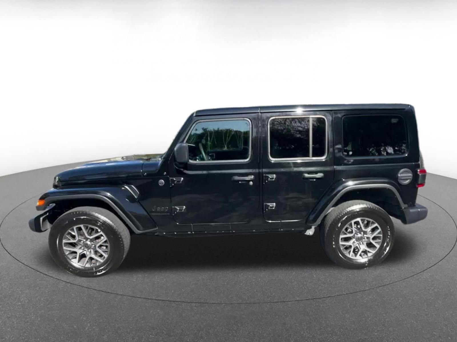 Thumbnail: 2025 Jeep Wrangler - 9