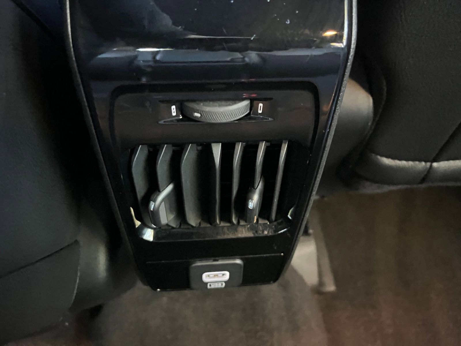 Thumbnail: 2025 Jeep Compass - 23