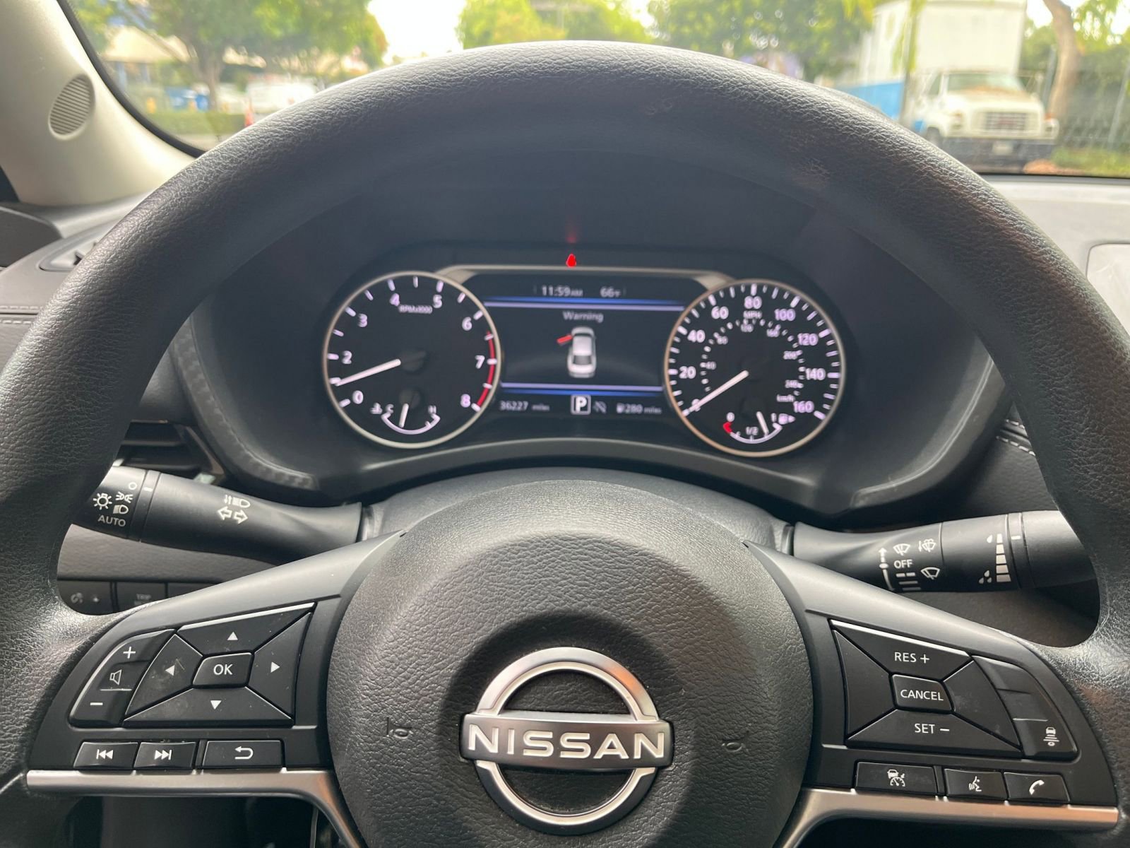 Thumbnail: 2024 Nissan Sentra - 25