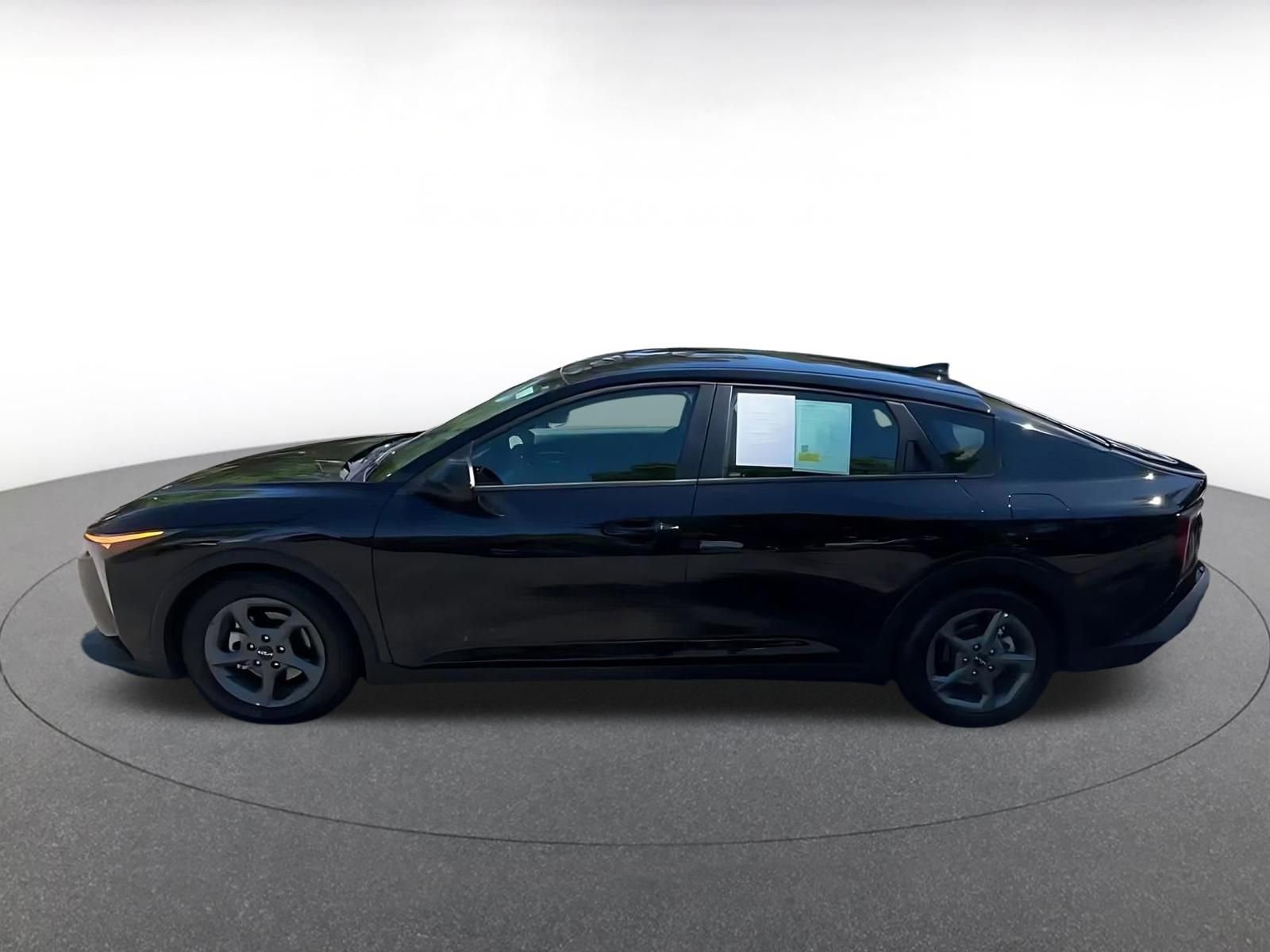 Thumbnail: 2025 Kia K4 - 9