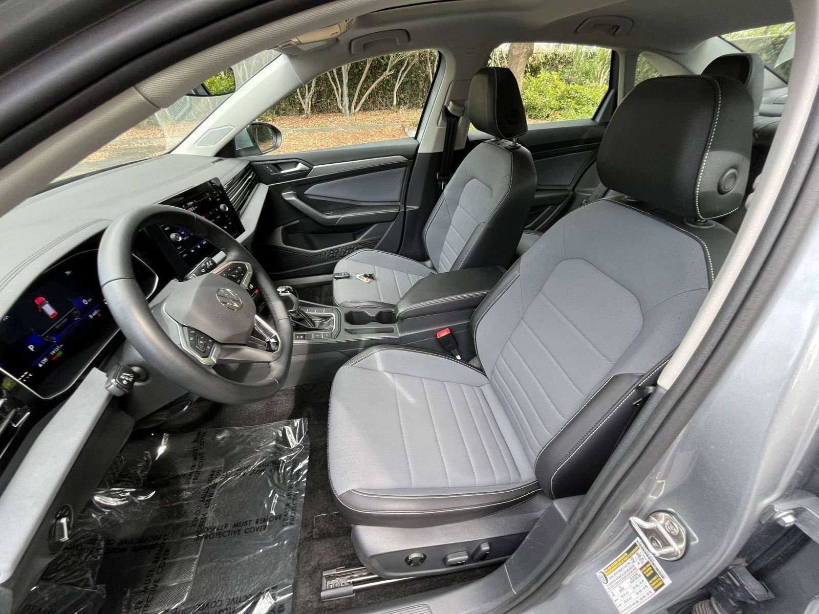 Thumbnail: 2025 Volkswagen Jetta - 24