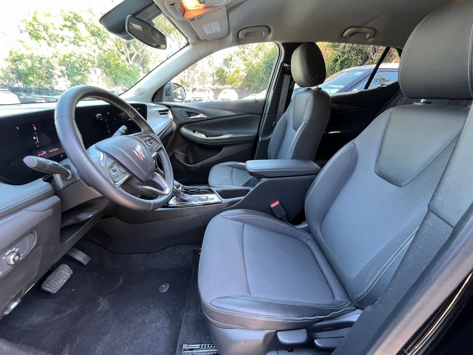 Thumbnail: 2025 Buick Encore GX - 25