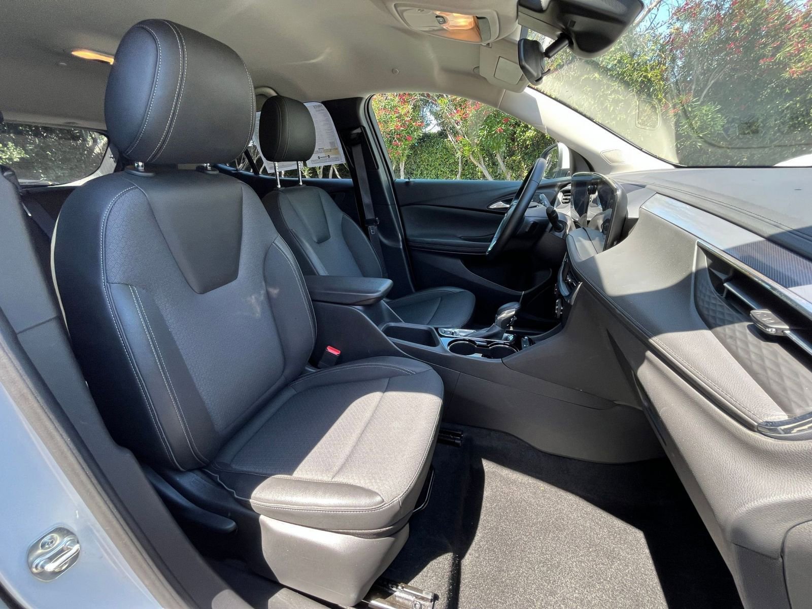Thumbnail: 2025 Buick Encore GX - 35