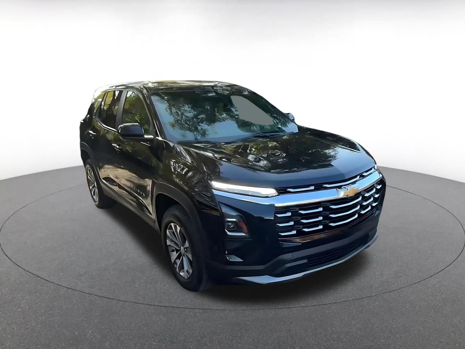 Thumbnail: 2025 Chevrolet Equinox - 3