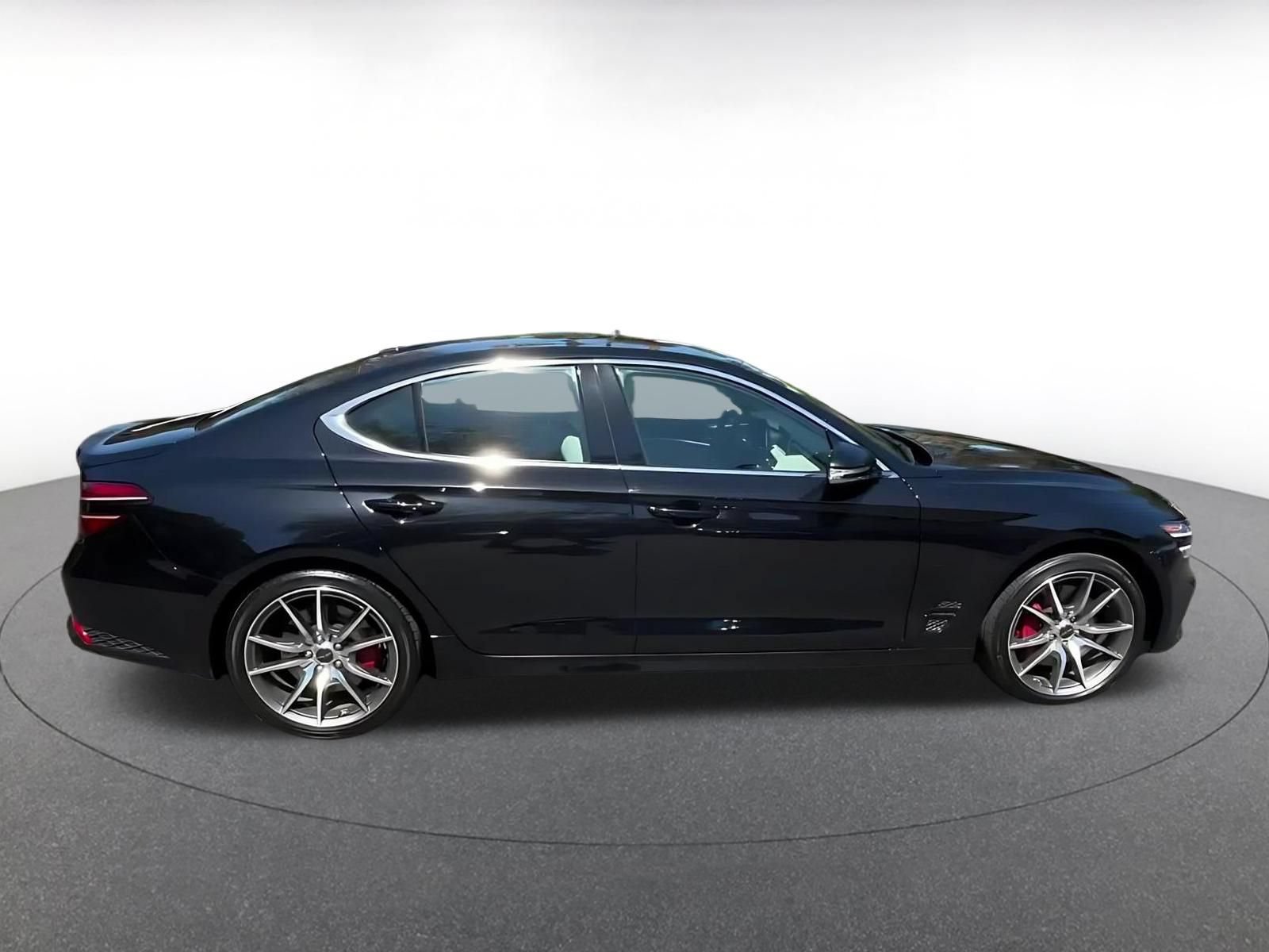 Thumbnail: 2025 Genesis G70 - 16