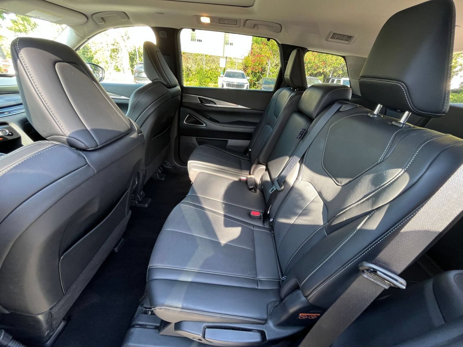 Thumbnail: 2026 INFINITI QX60 - 29