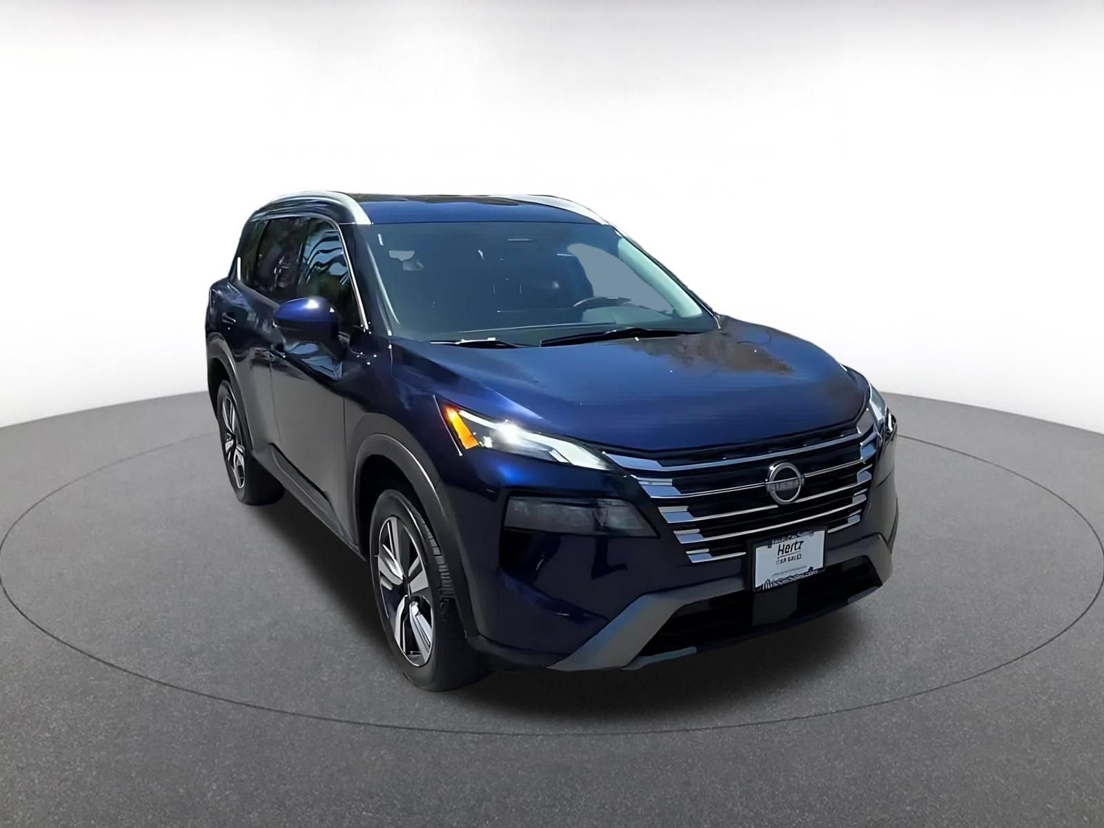 Thumbnail: 2026 Nissan Rogue - 3