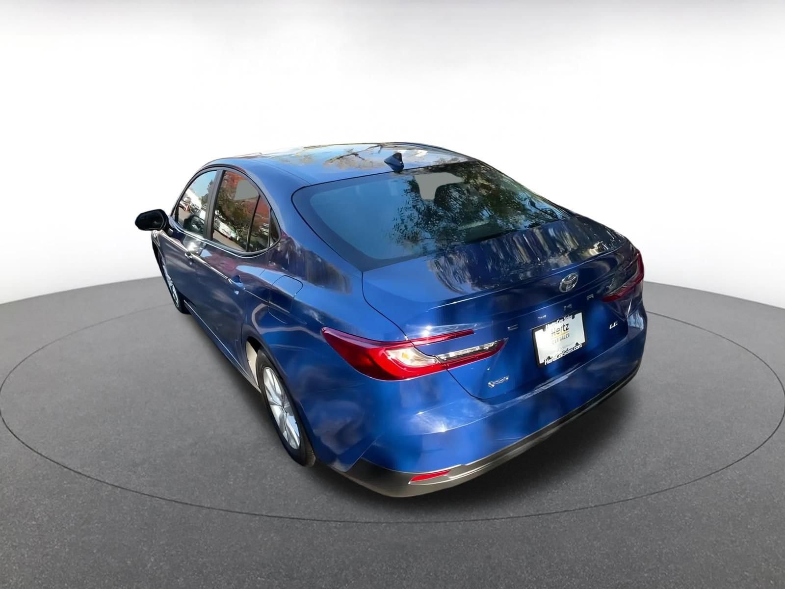 Thumbnail: 2025 Toyota Camry - 11