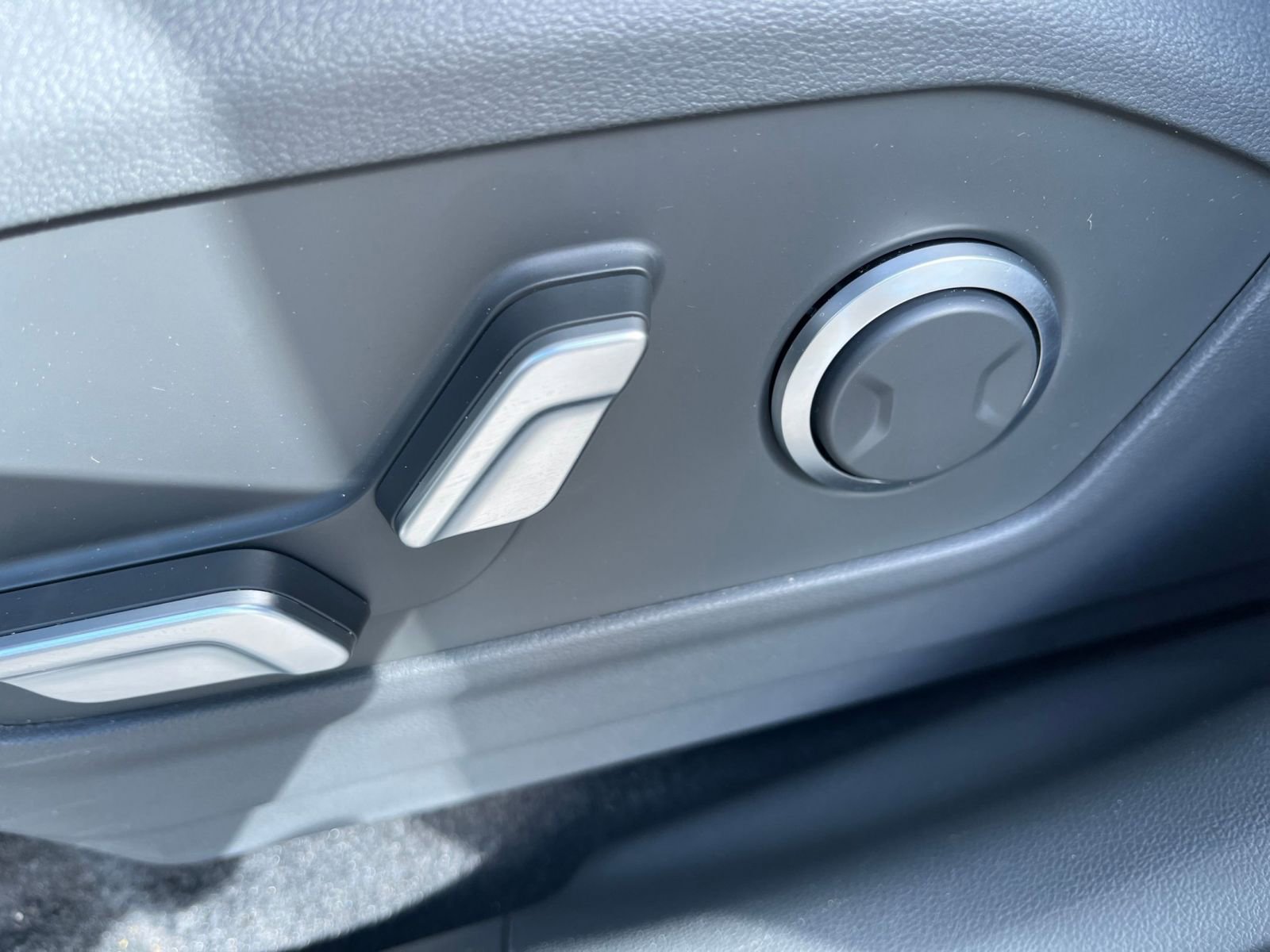 Thumbnail: 2025 Hyundai Santa Fe - 22