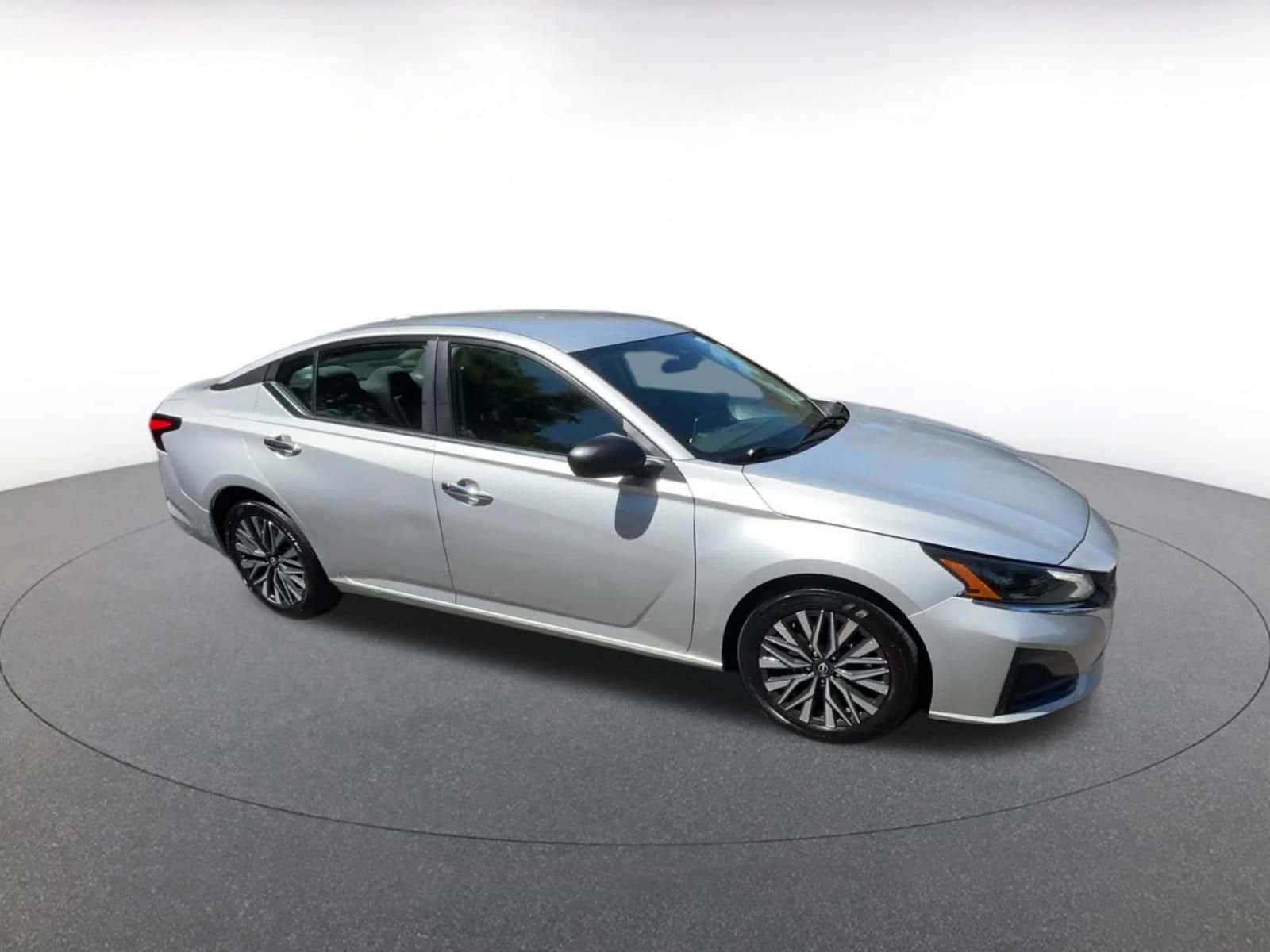 Thumbnail: 2024 Nissan Altima - 2
