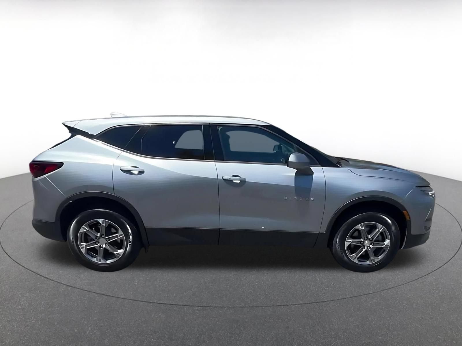 Thumbnail: 2026 Chevrolet Blazer - 16