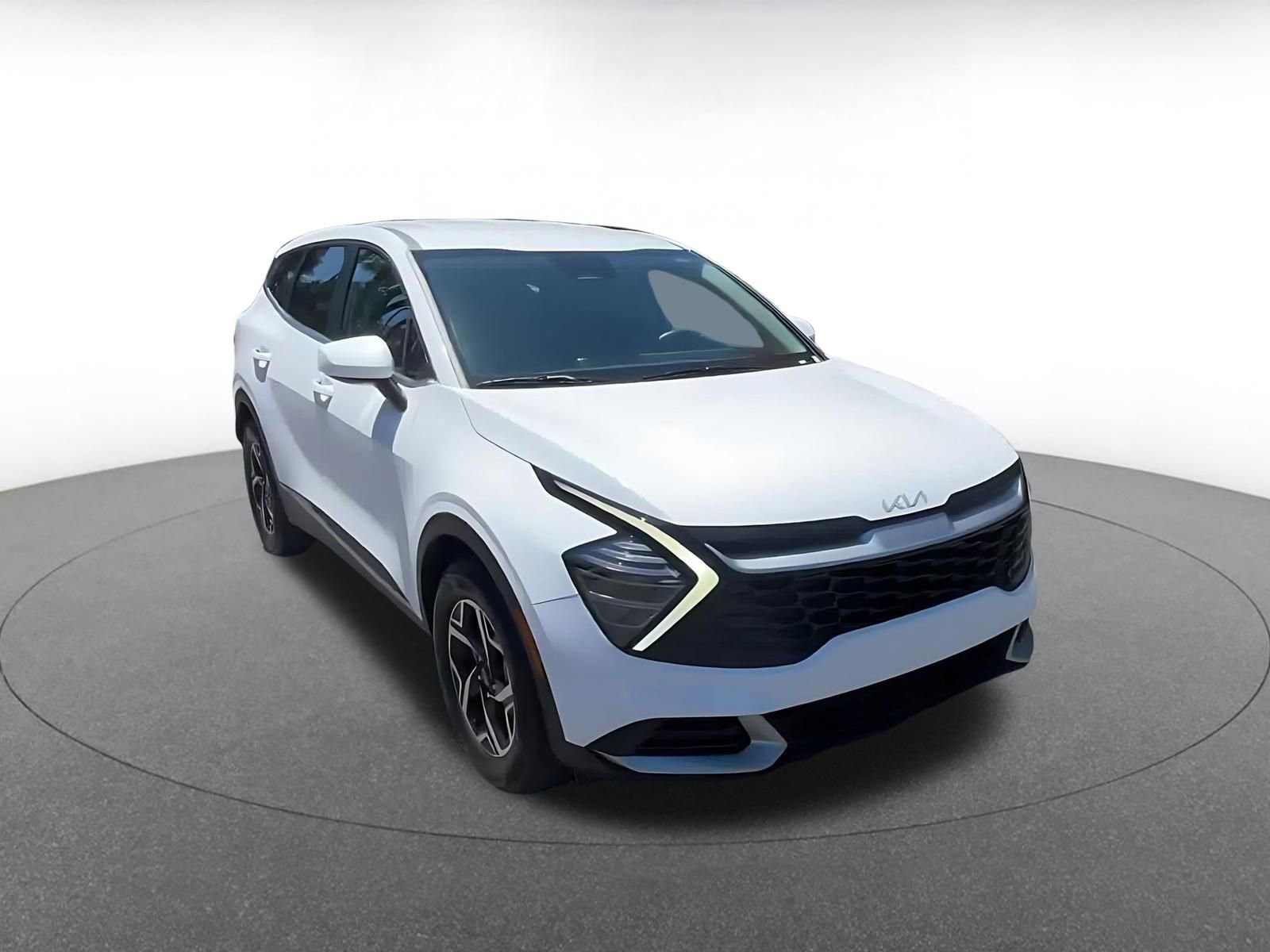 Thumbnail: 2025 Kia Sportage - 3