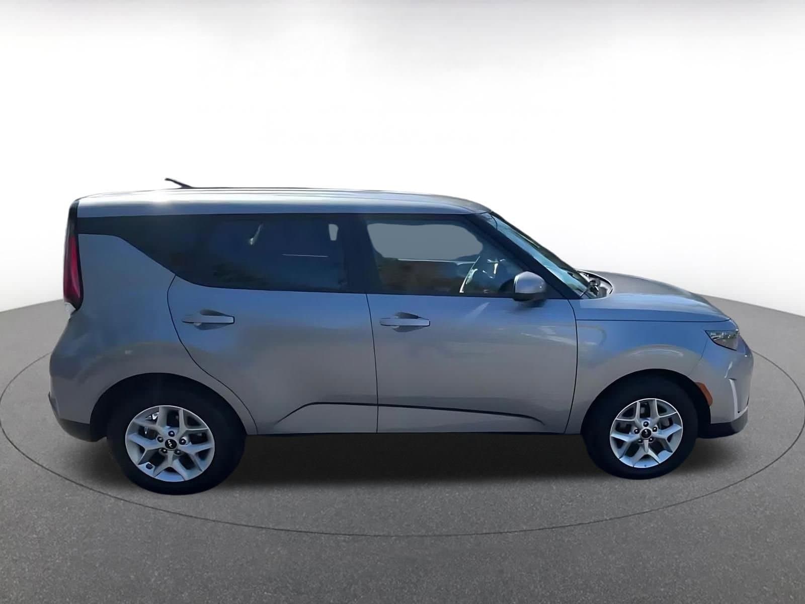 Thumbnail: 2025 Kia Soul - 16