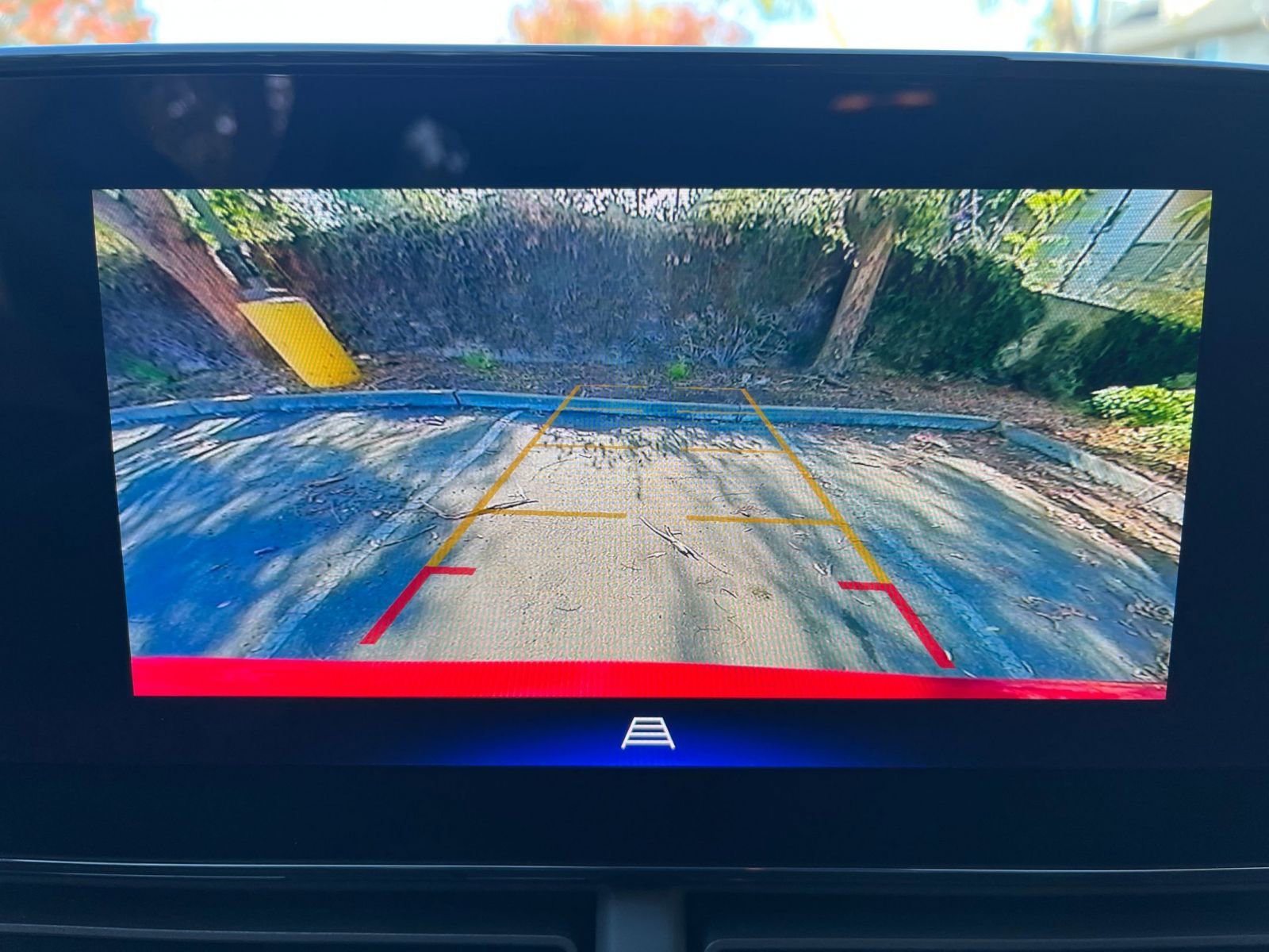 Thumbnail: 2025 Chevrolet Trax - 17