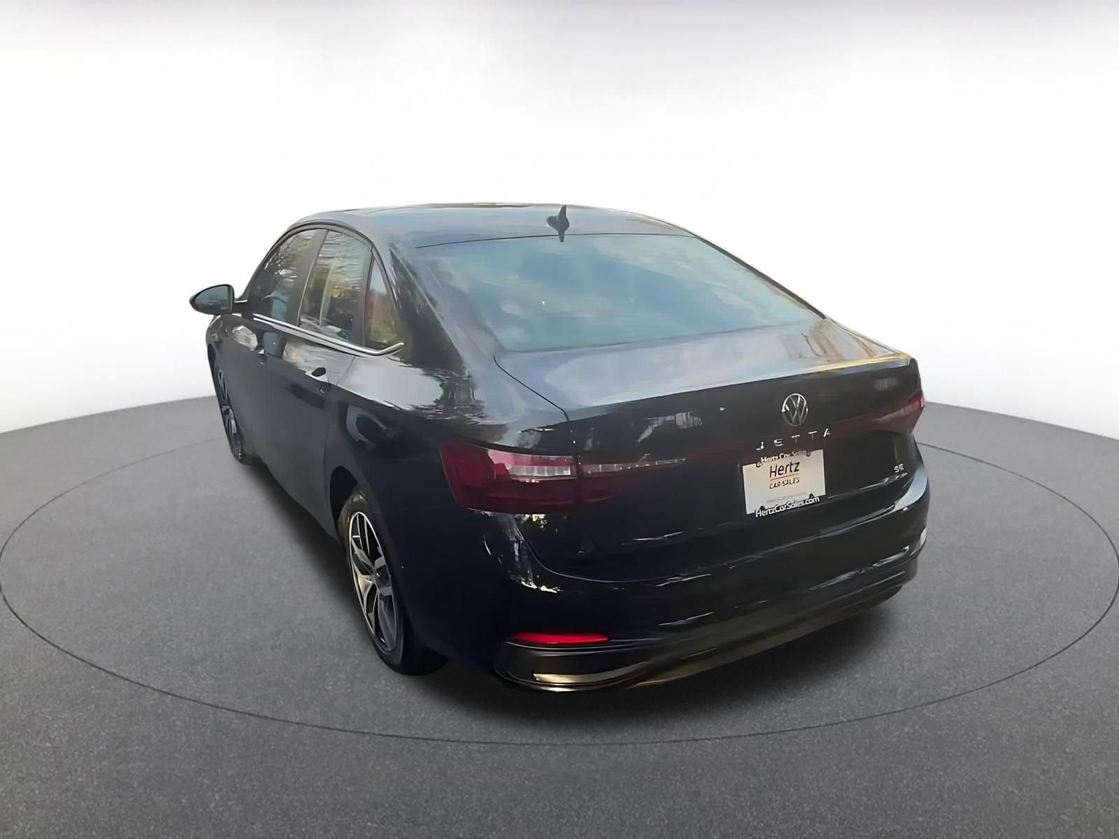 Thumbnail: 2025 Volkswagen Jetta - 12