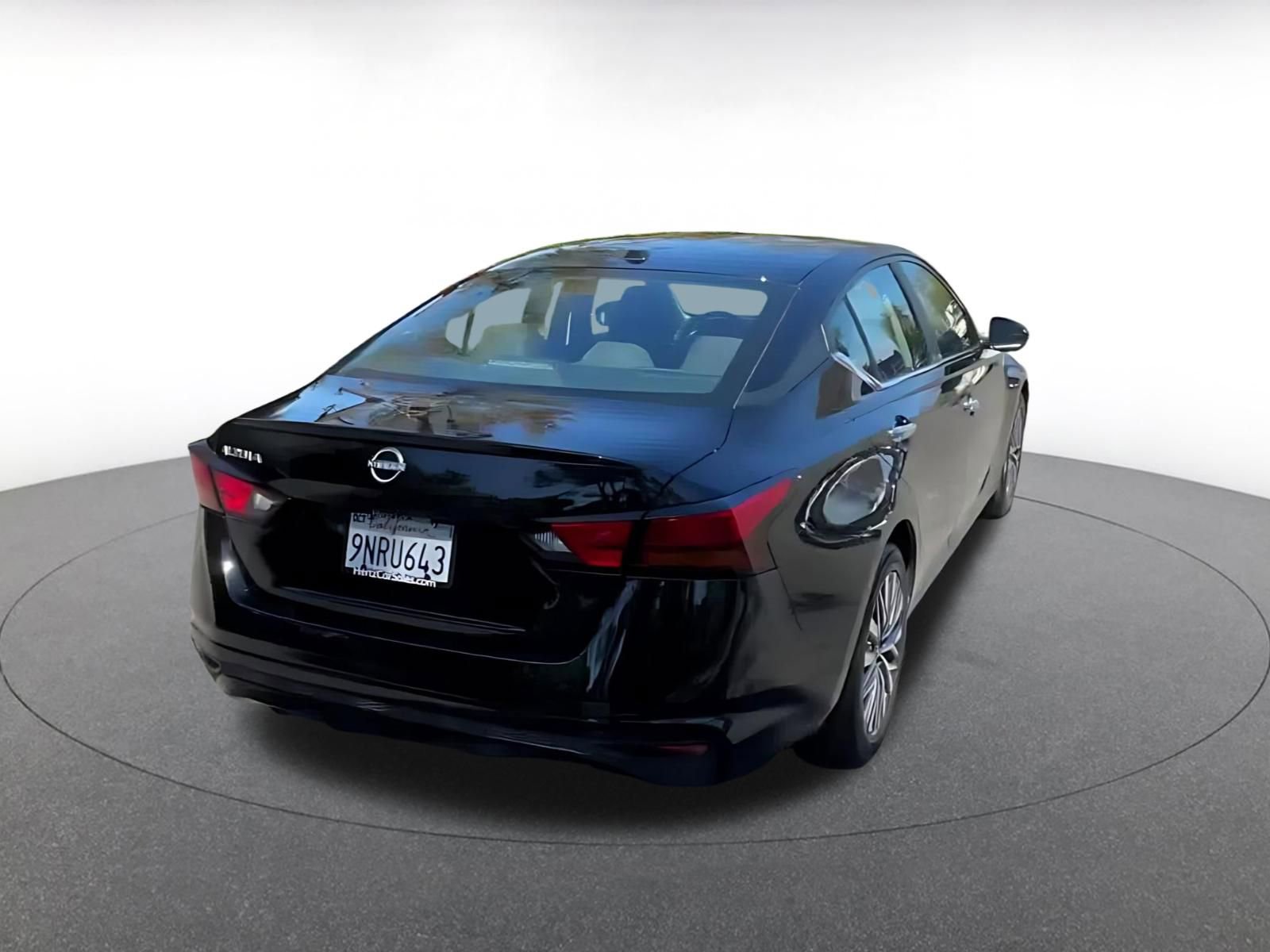 Thumbnail: 2025 Nissan Altima - 14