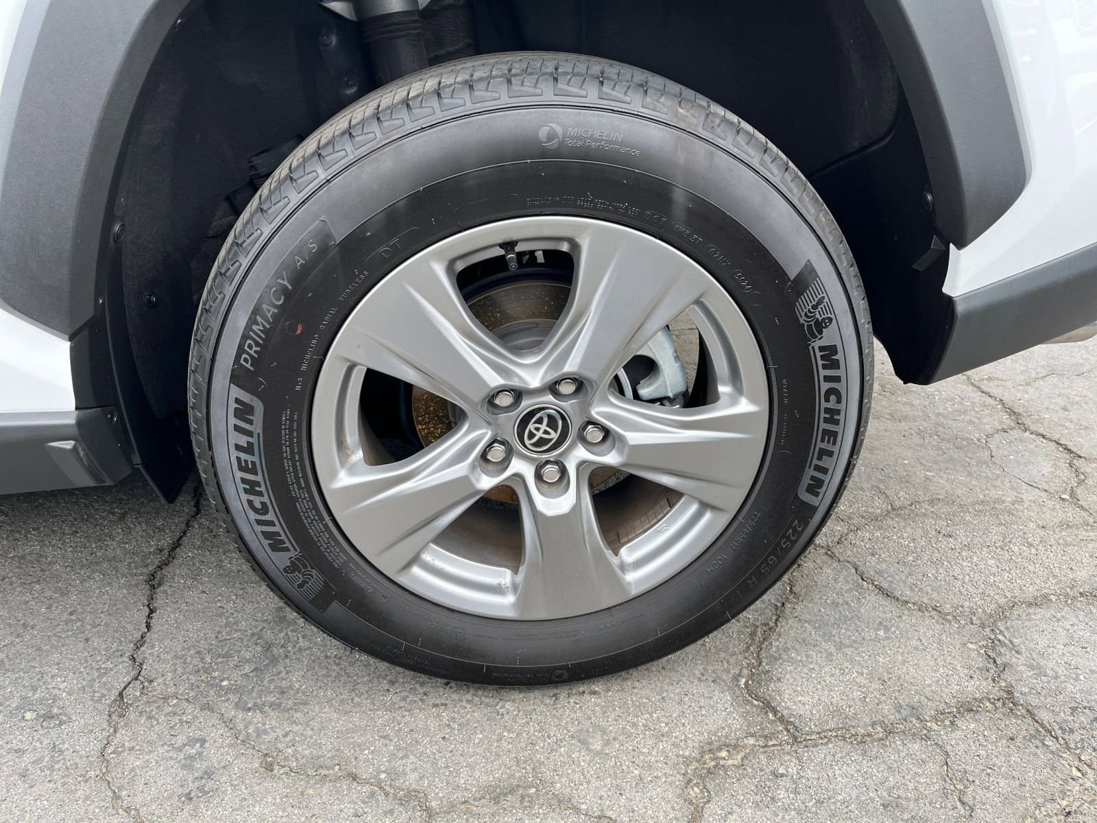 Thumbnail: 2025 Toyota RAV4 - 30