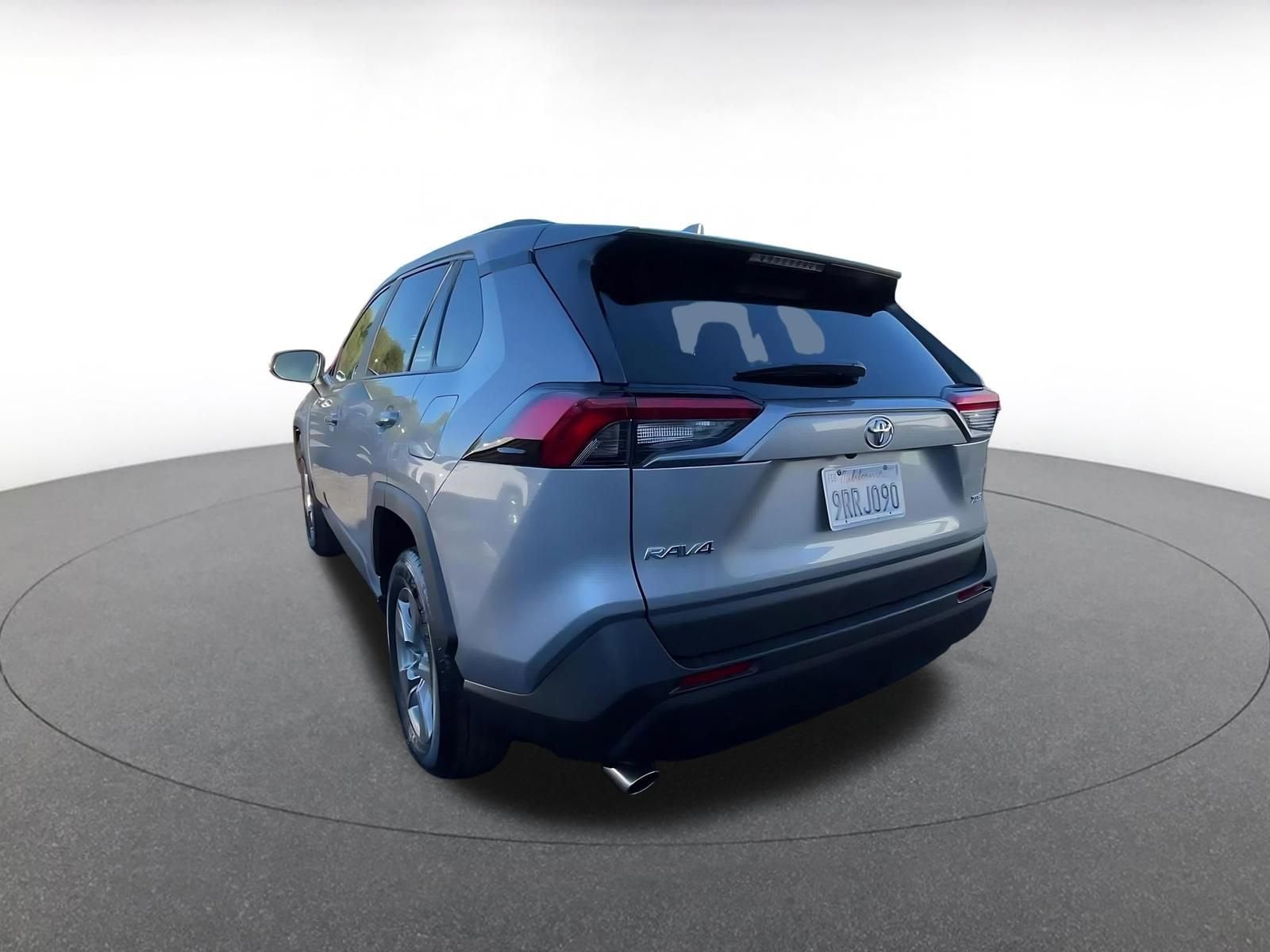 Thumbnail: 2025 Toyota RAV4 - 11