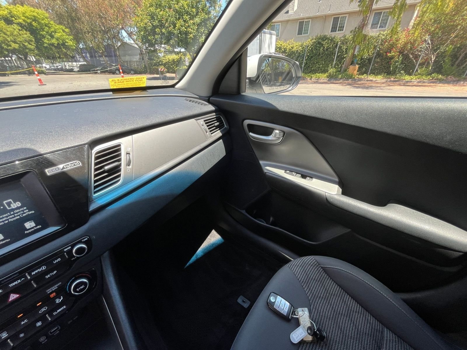 Thumbnail: 2019 Kia Niro - 28