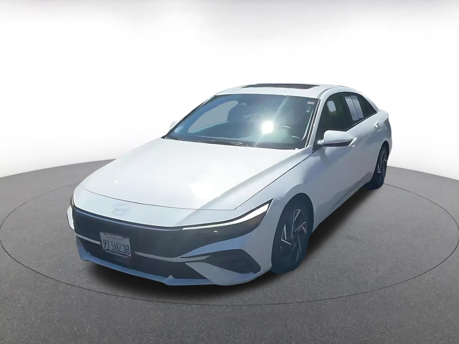 Thumbnail: 2025 Hyundai Elantra - 5