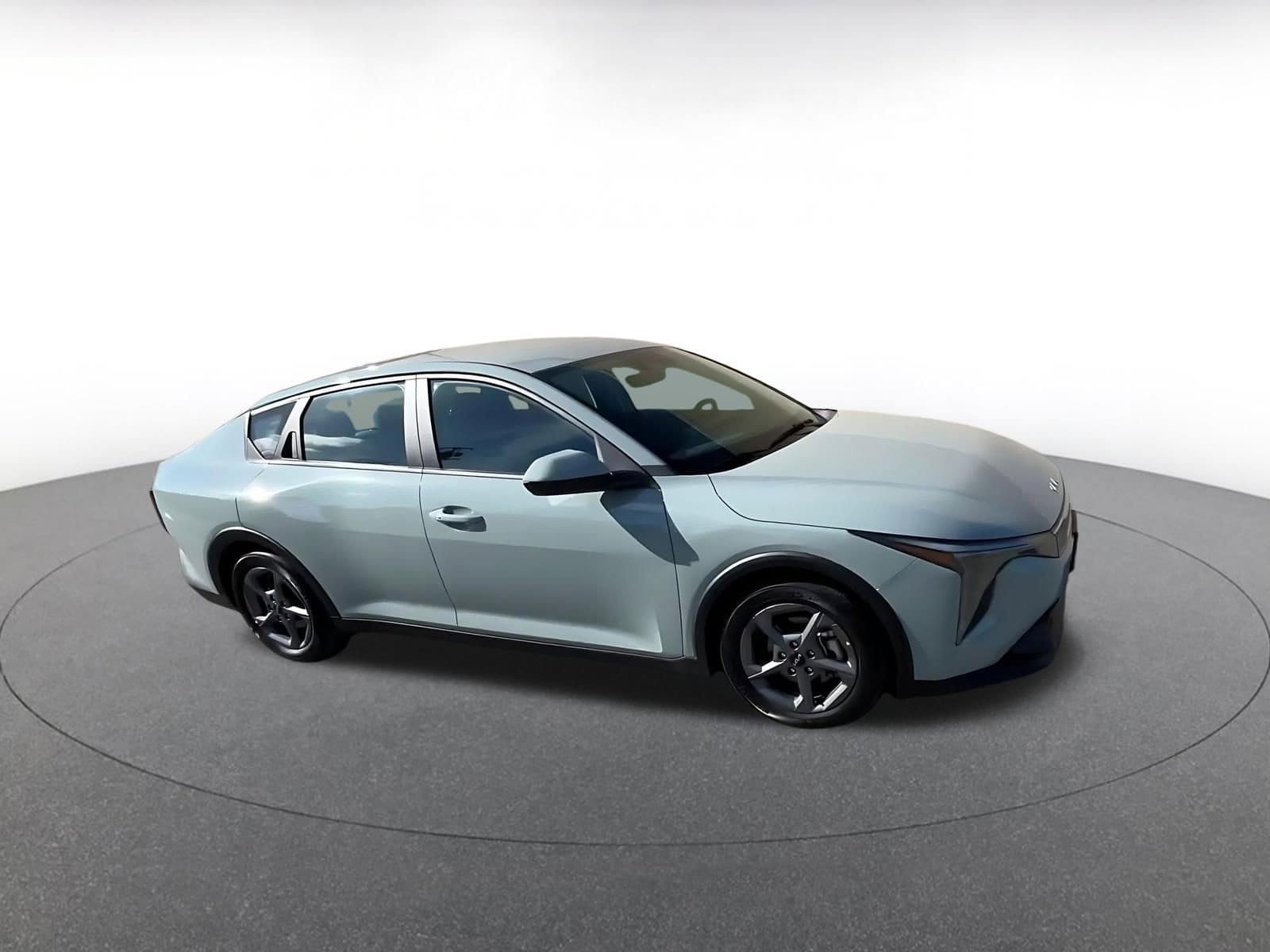 Thumbnail: 2025 Kia K4 - 2