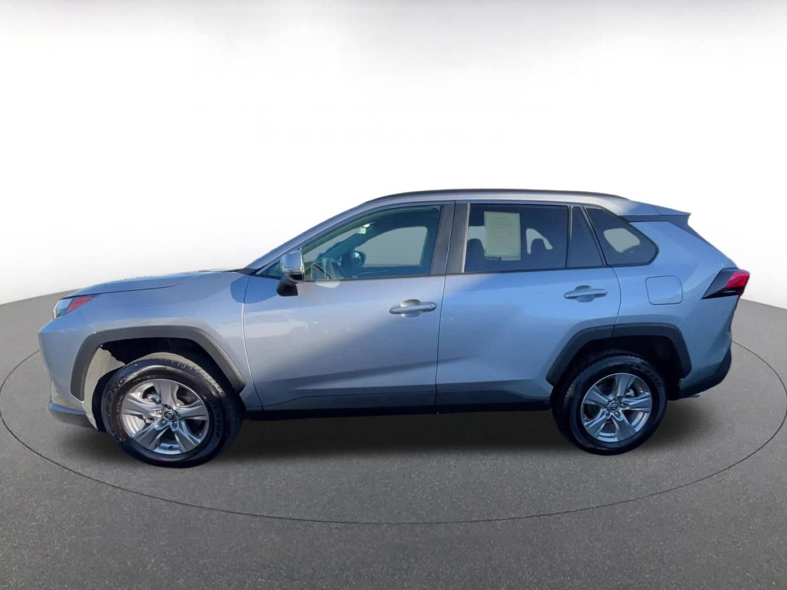 Thumbnail: 2025 Toyota RAV4 - 9