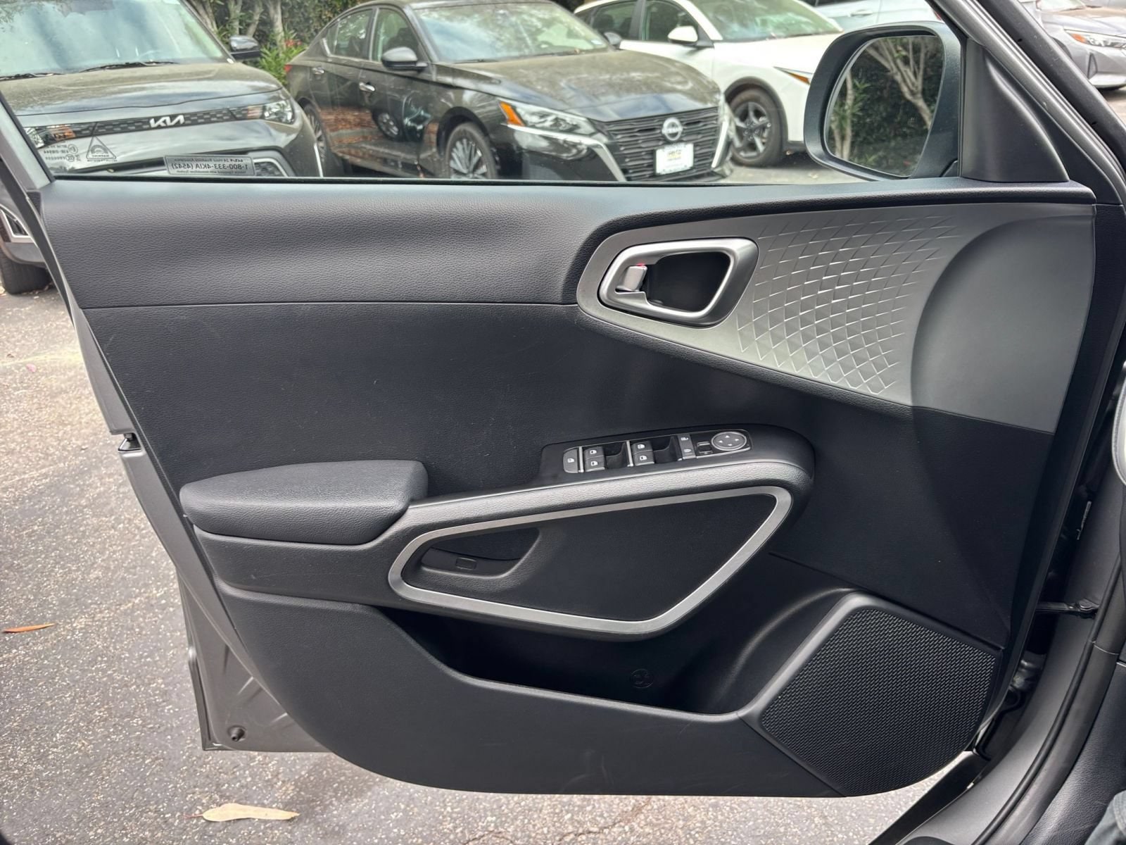 Thumbnail: 2025 Kia Soul - 18