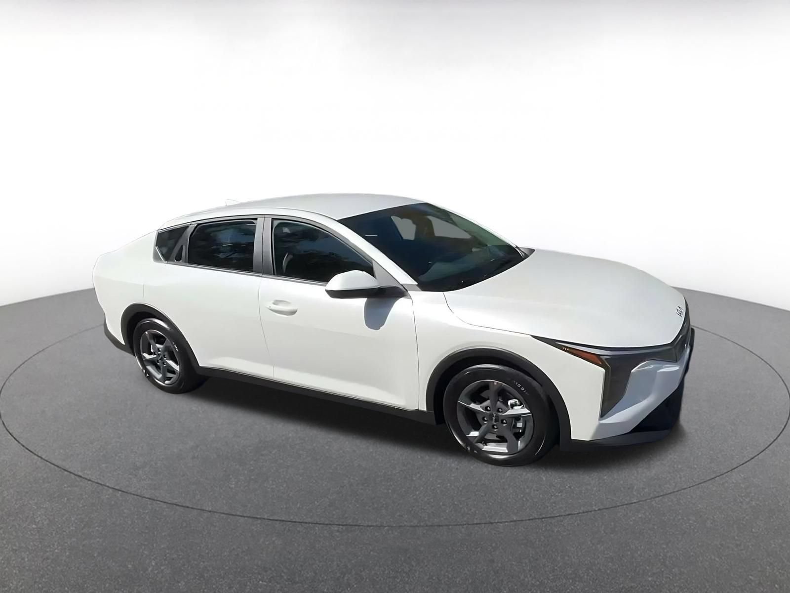 Thumbnail: 2026 Kia K4 - 2