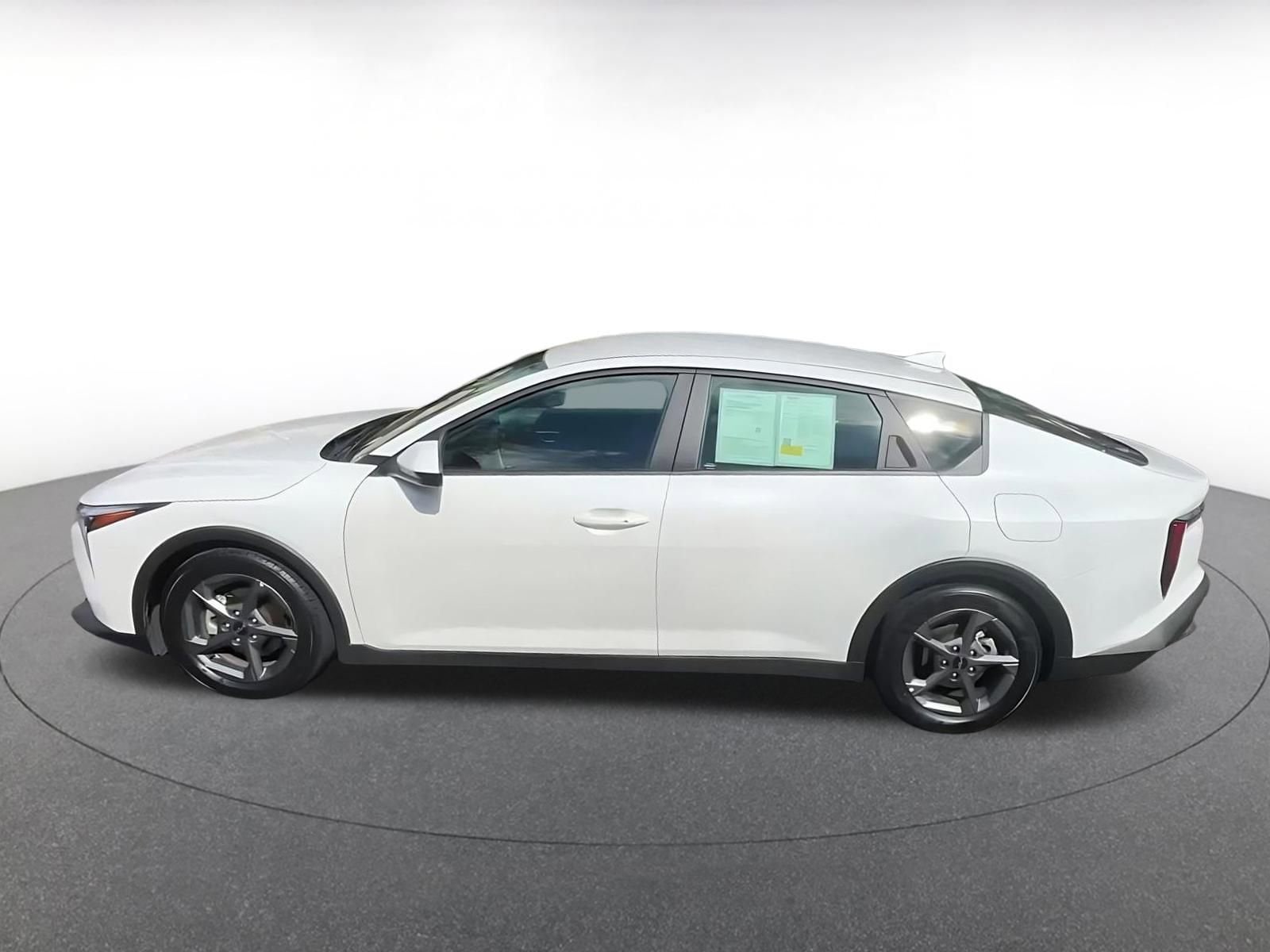 Thumbnail: 2025 Kia K4 - 9