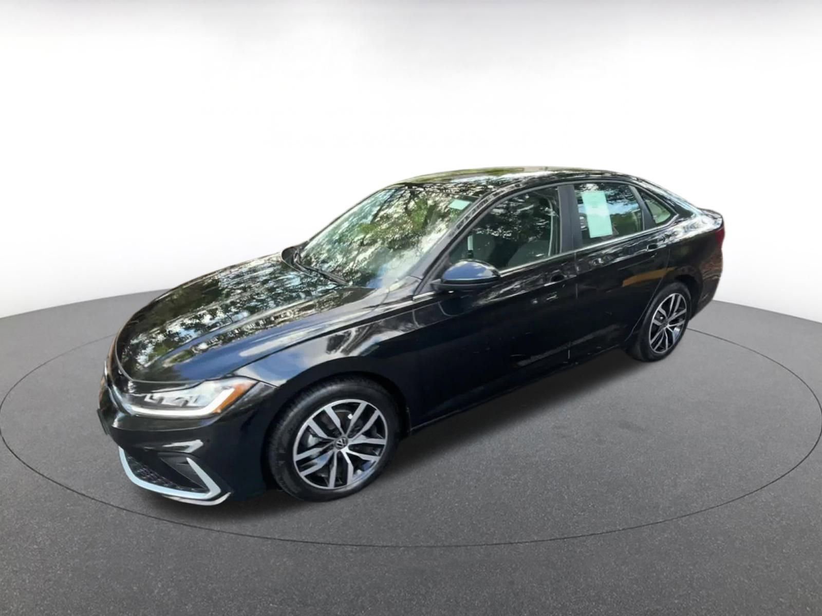 Thumbnail: 2025 Volkswagen Jetta - 8