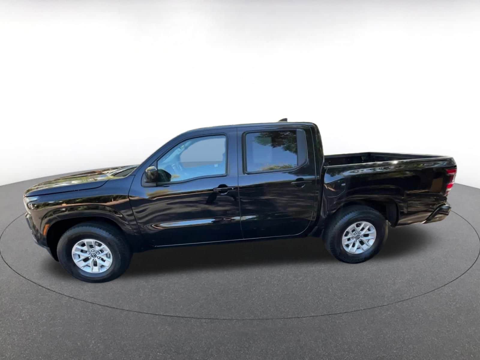 Thumbnail: 2024 Nissan Frontier - 9