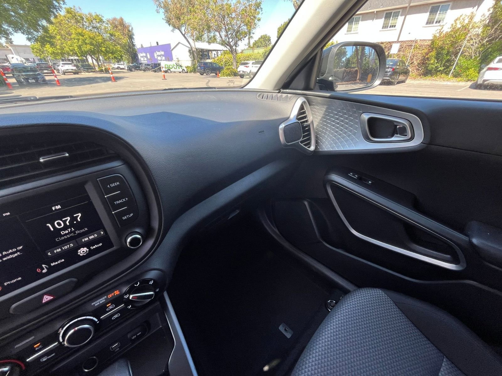 Thumbnail: 2025 Kia Soul - 33