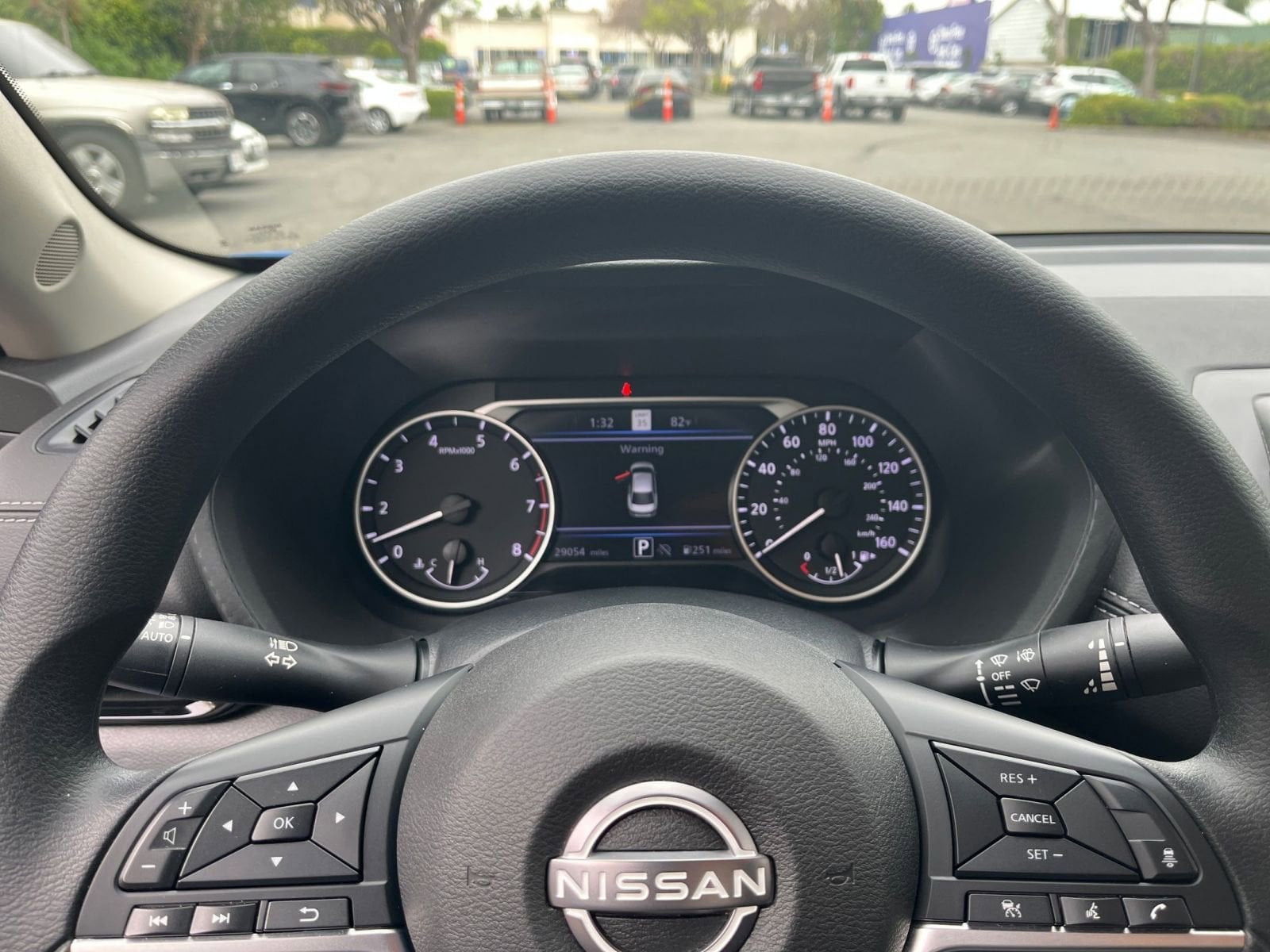 Thumbnail: 2025 Nissan Sentra - 25