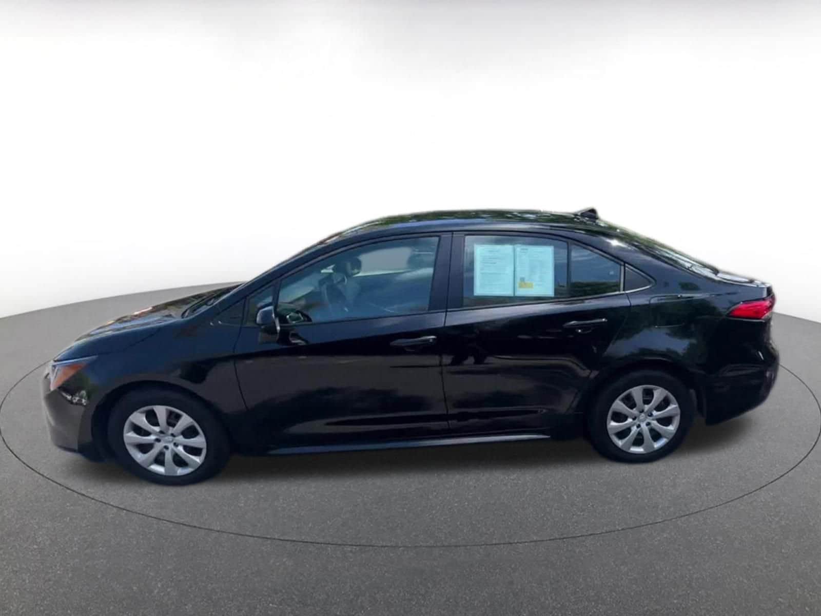 Thumbnail: 2025 Toyota Corolla - 8