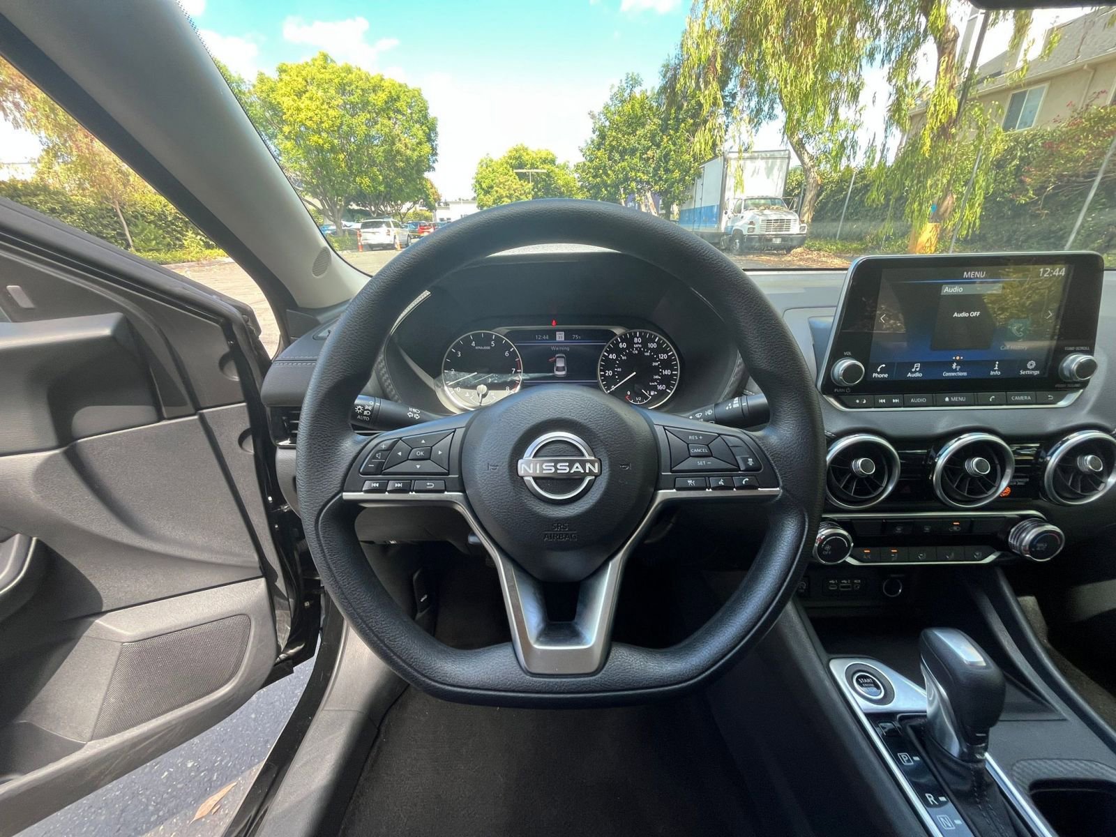 Thumbnail: 2024 Nissan Sentra - 32