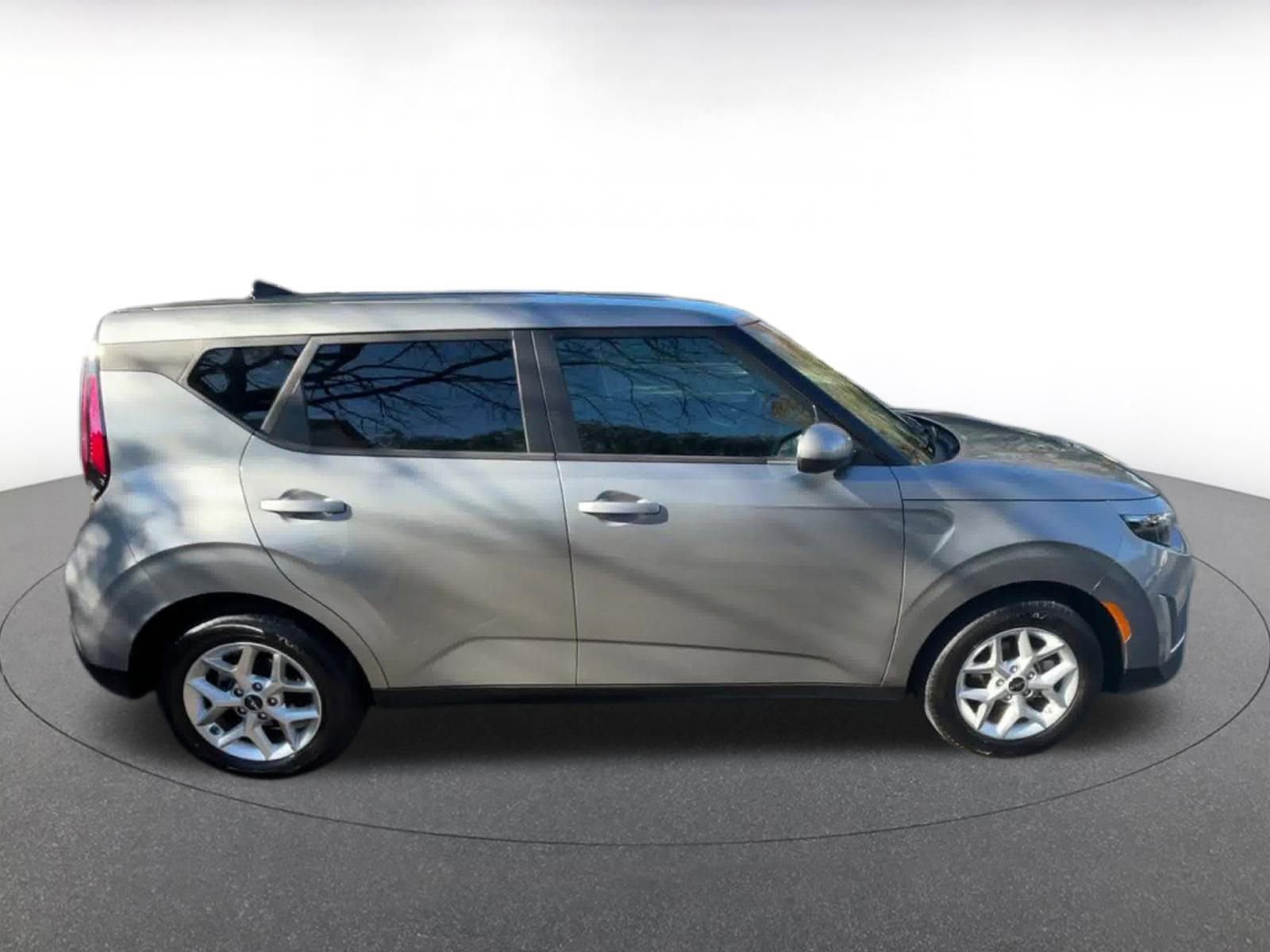 Thumbnail: 2025 Kia Soul - 16