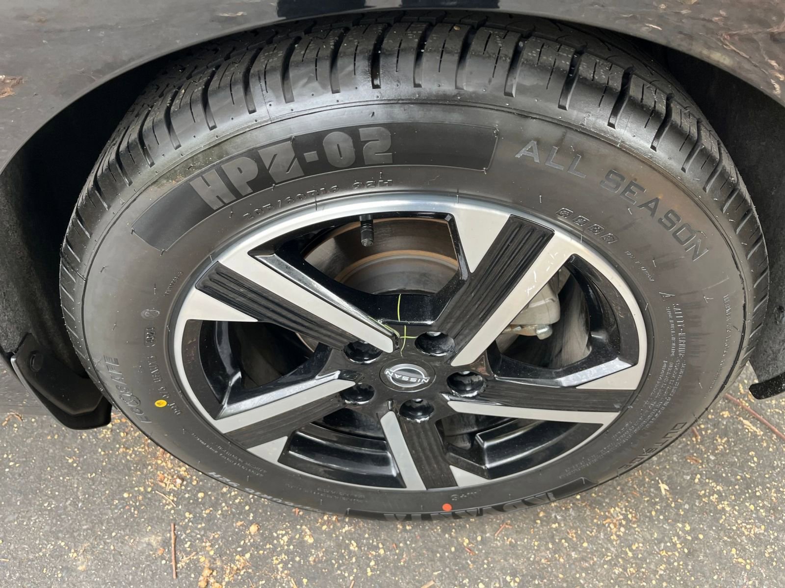 Thumbnail: 2024 Nissan Sentra - 28