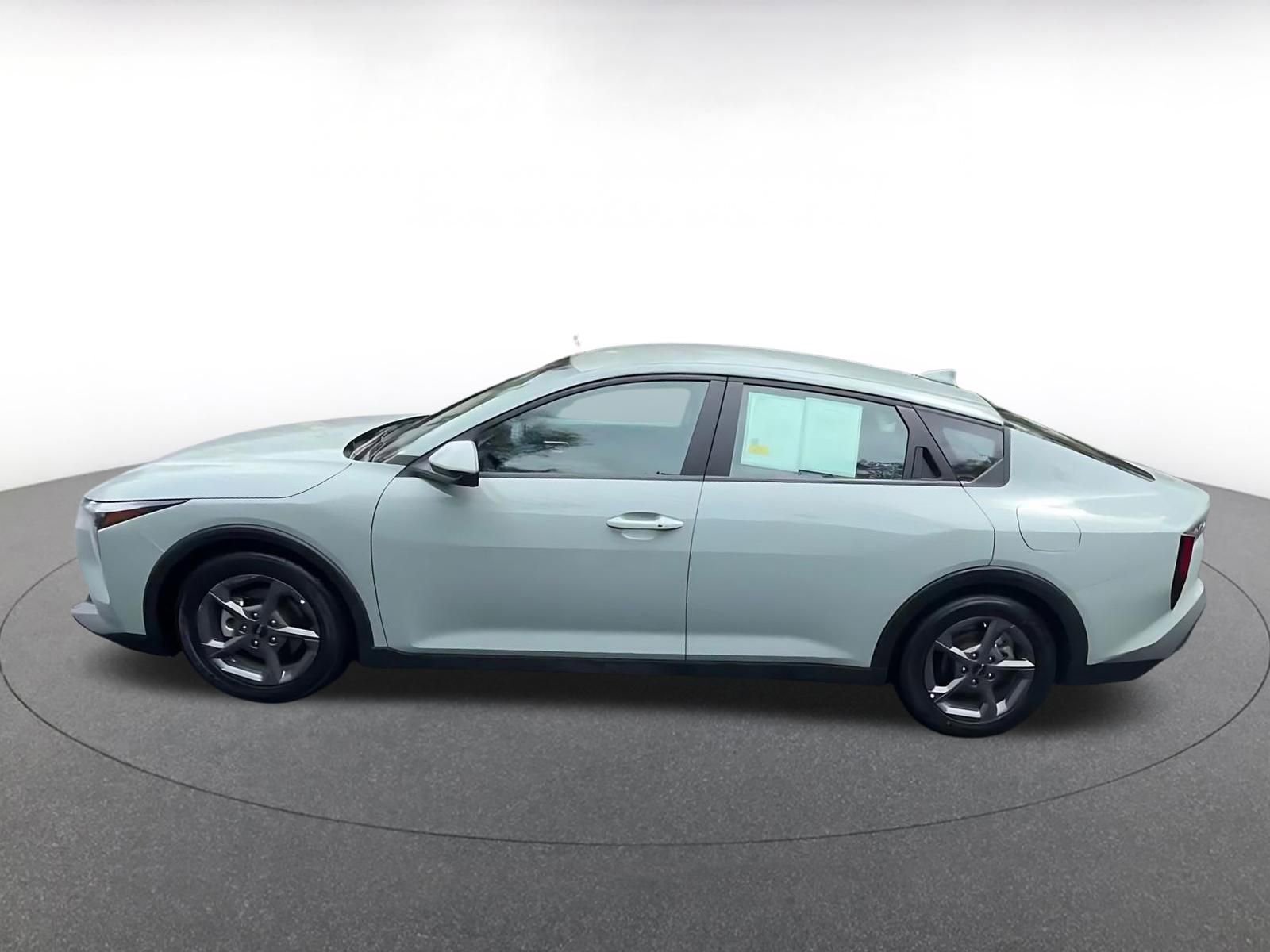 Thumbnail: 2025 Kia K4 - 9