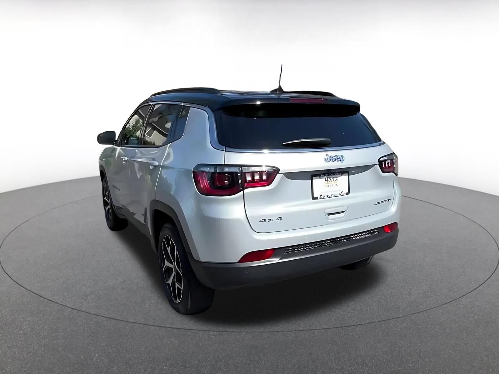 Thumbnail: 2025 Jeep Compass - 9