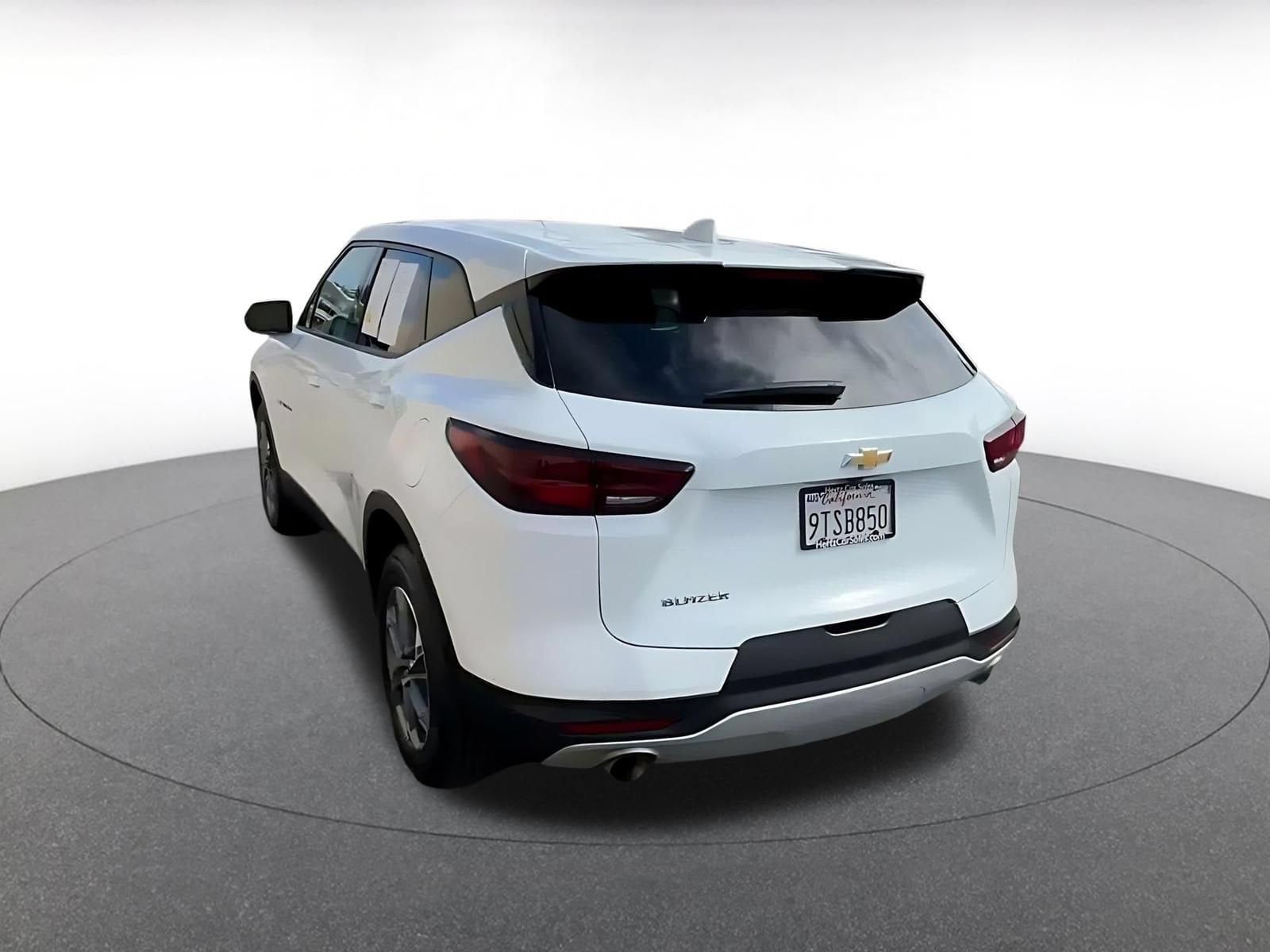 Thumbnail: 2025 Chevrolet Blazer - 9