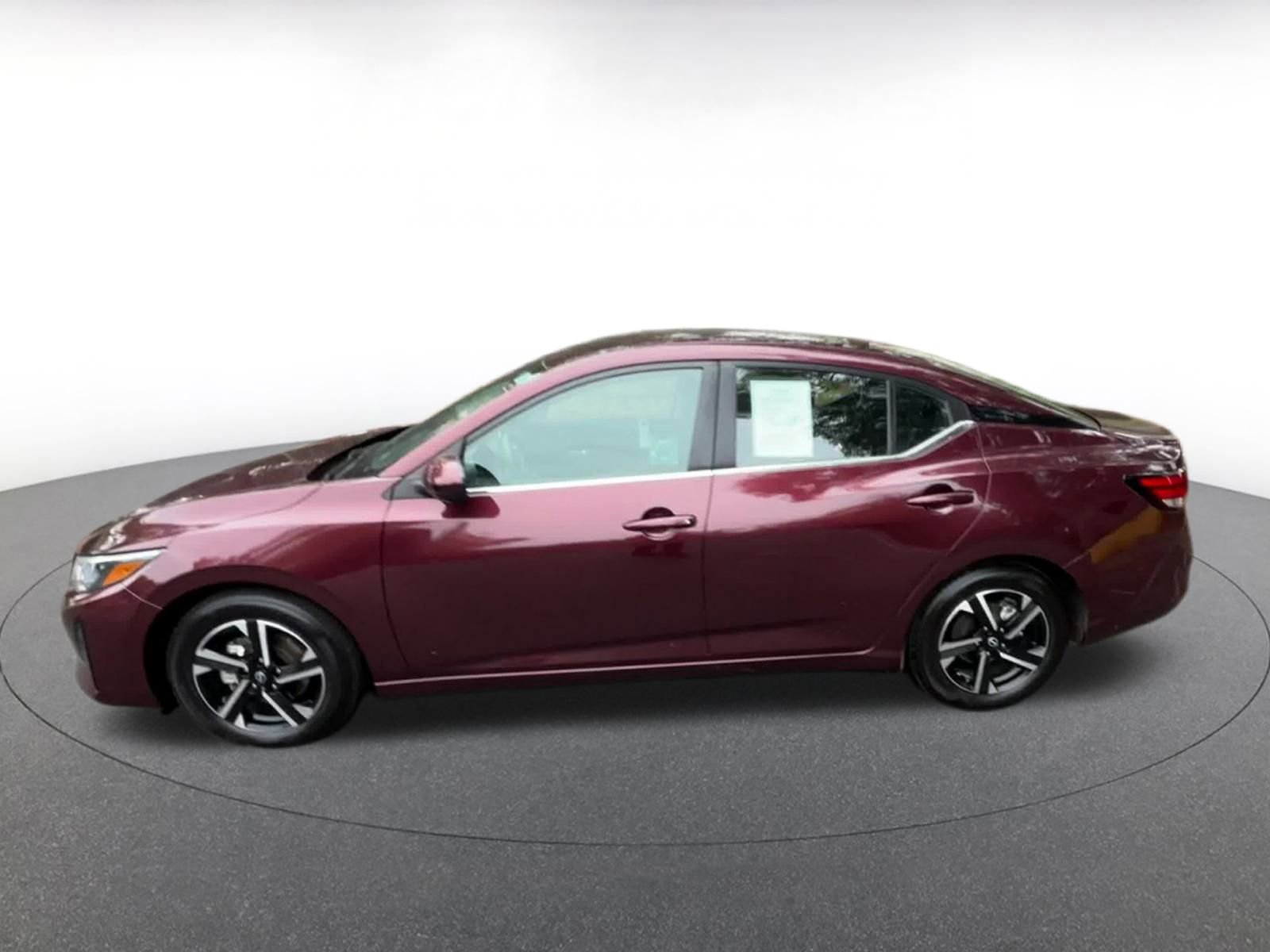 Thumbnail: 2024 Nissan Sentra - 9