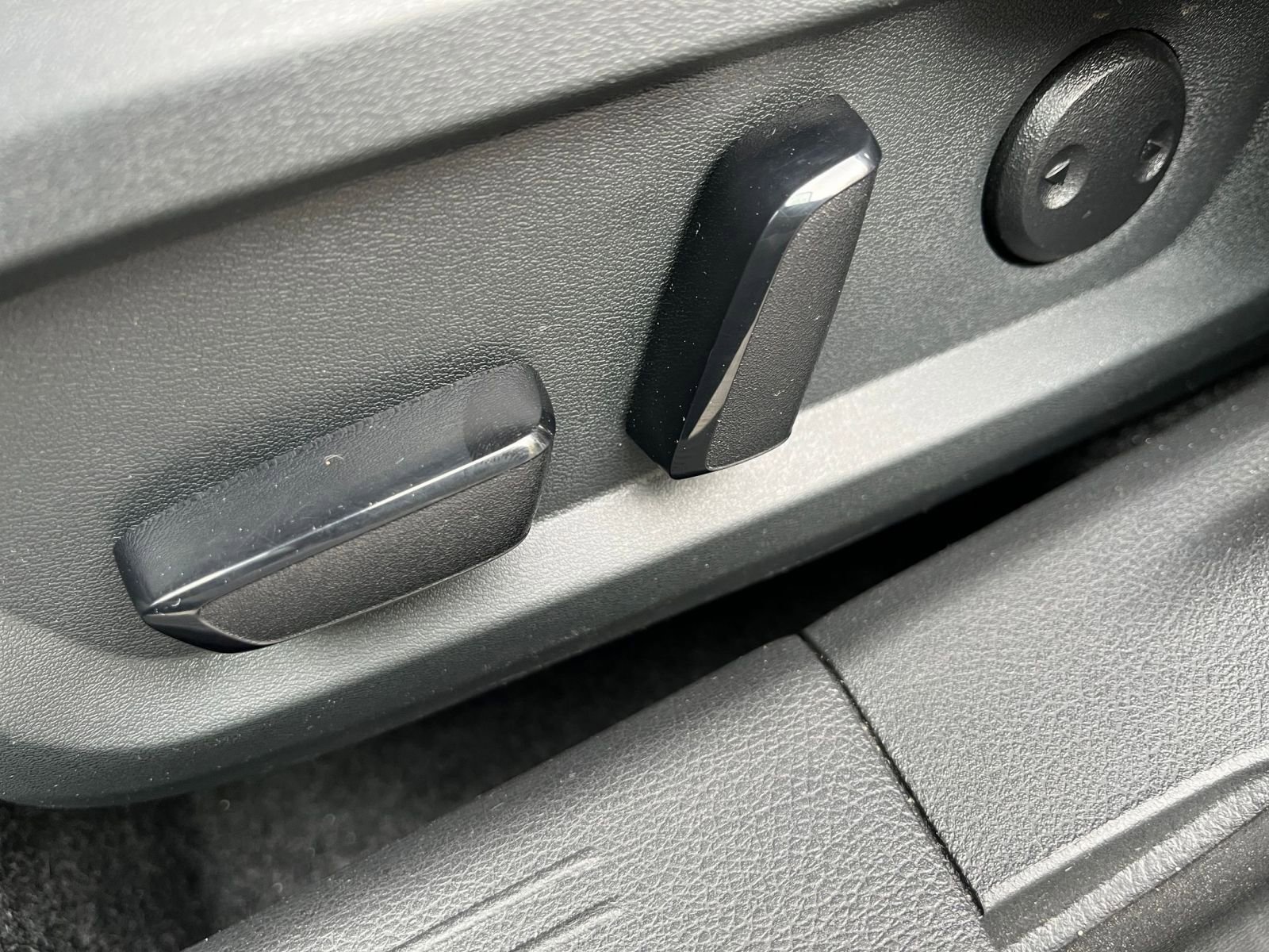 Thumbnail: 2025 Nissan Rogue - 22