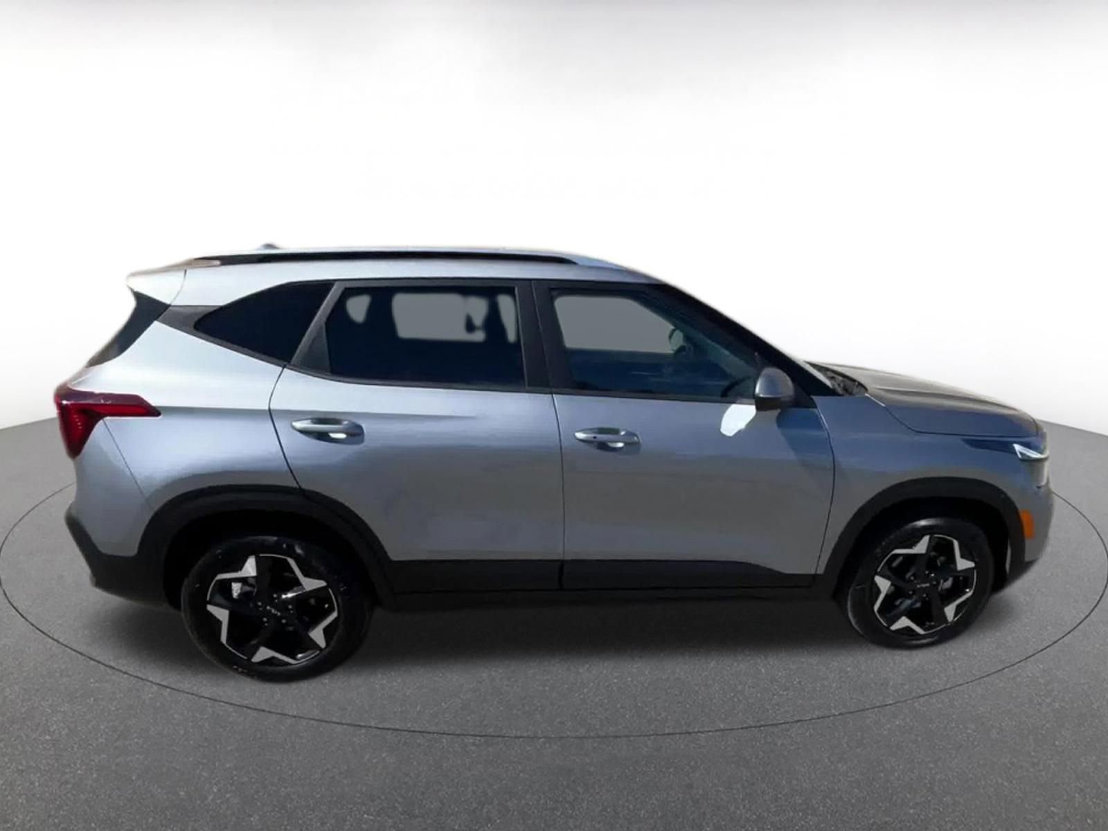 Thumbnail: 2025 Kia Seltos - 16